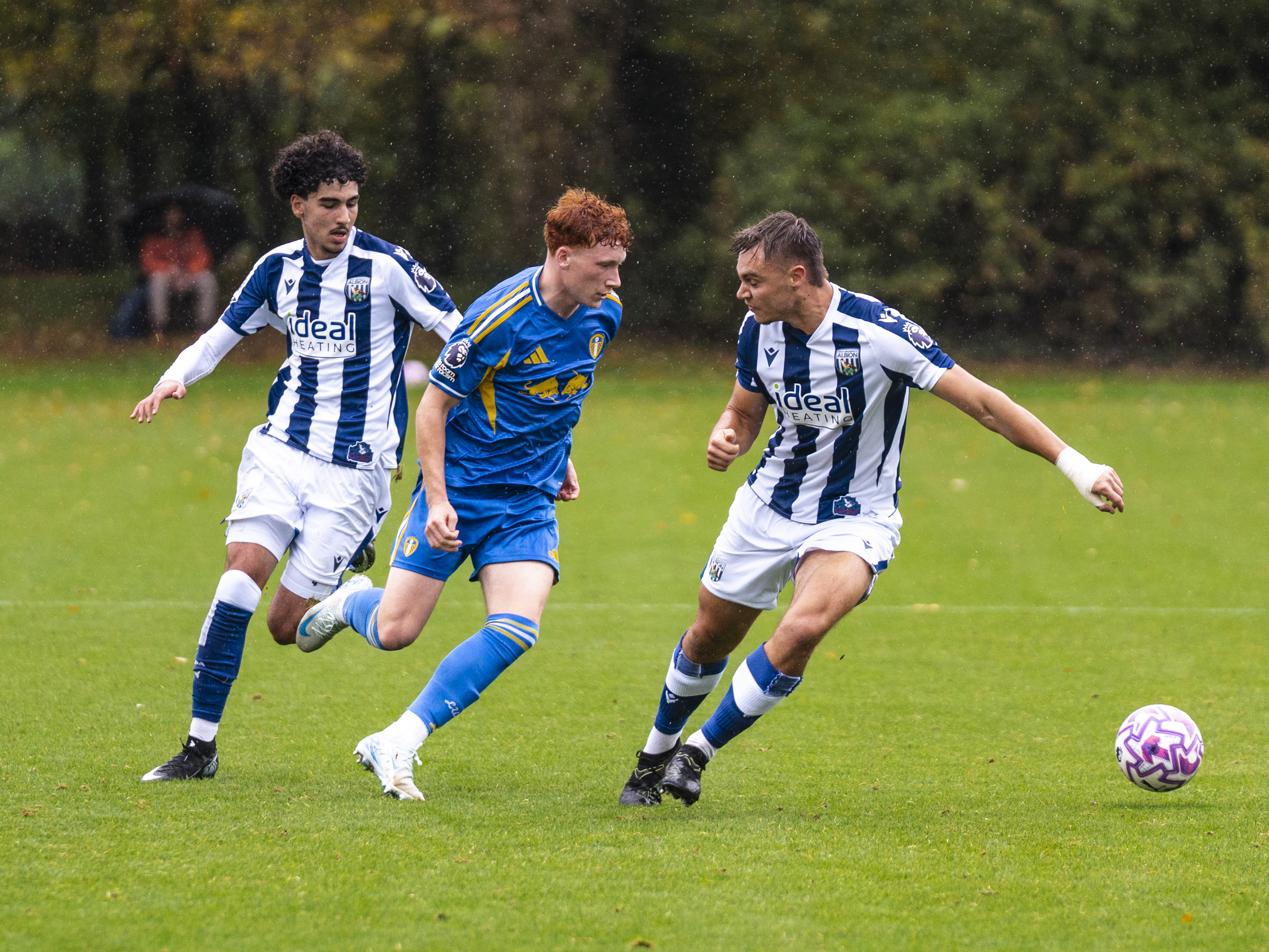 General action of the game between Albion and Leeds in PL2