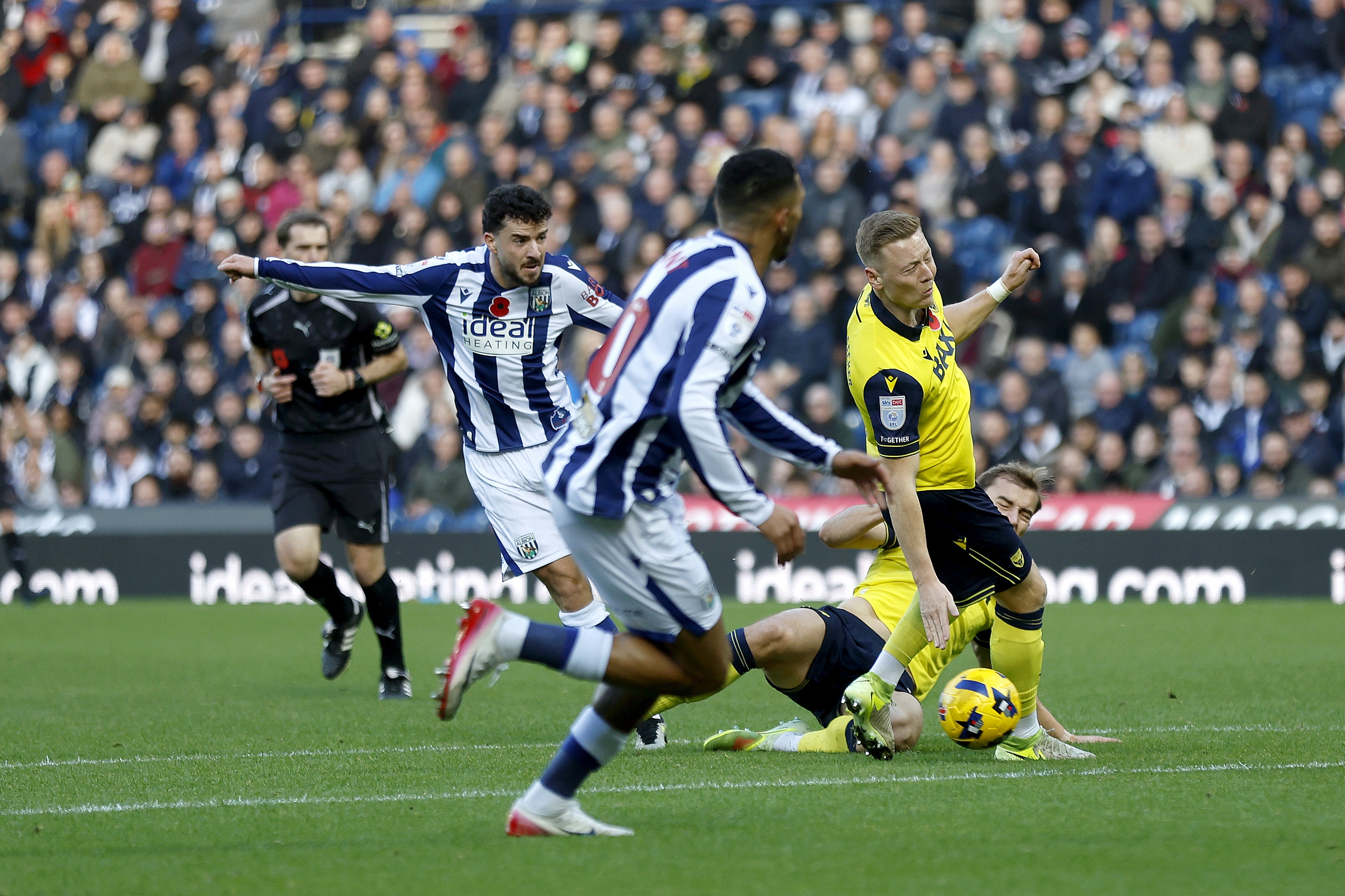 Mikey Johnston shooting against Oxford