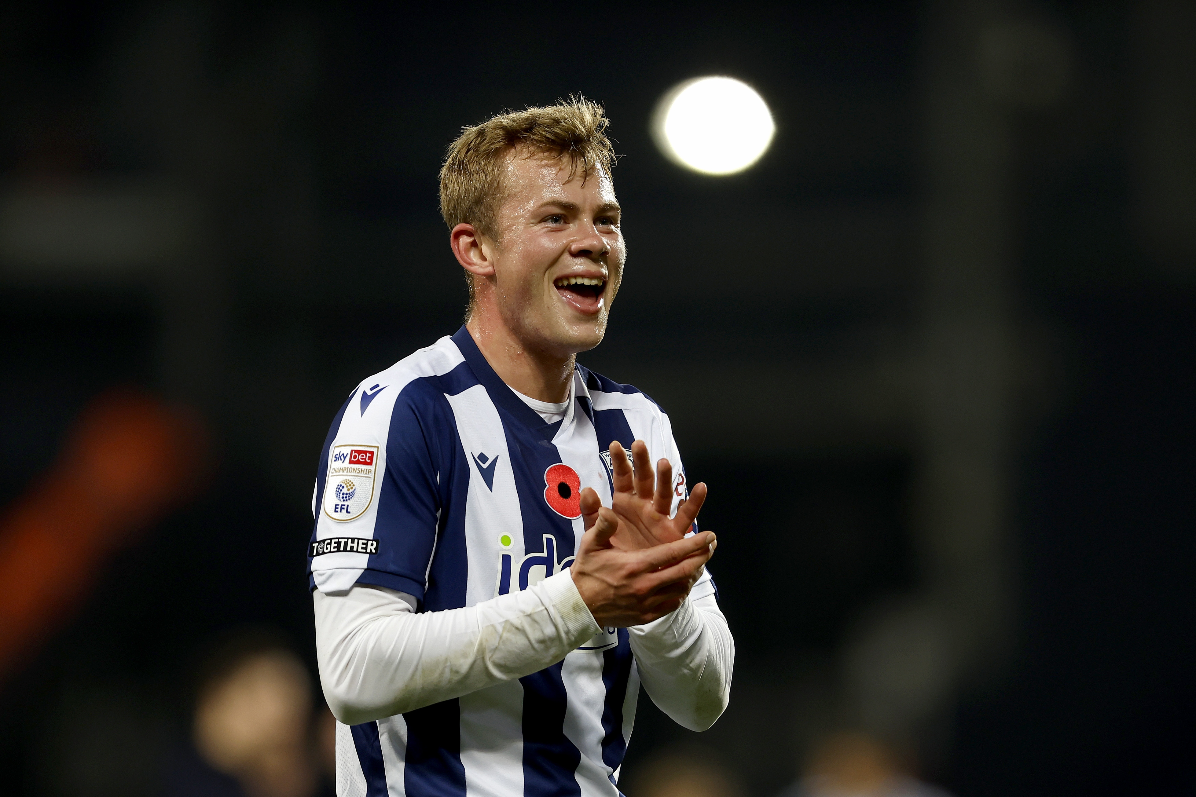 Aune Heggebø clapping WBA fans after the Oxford game