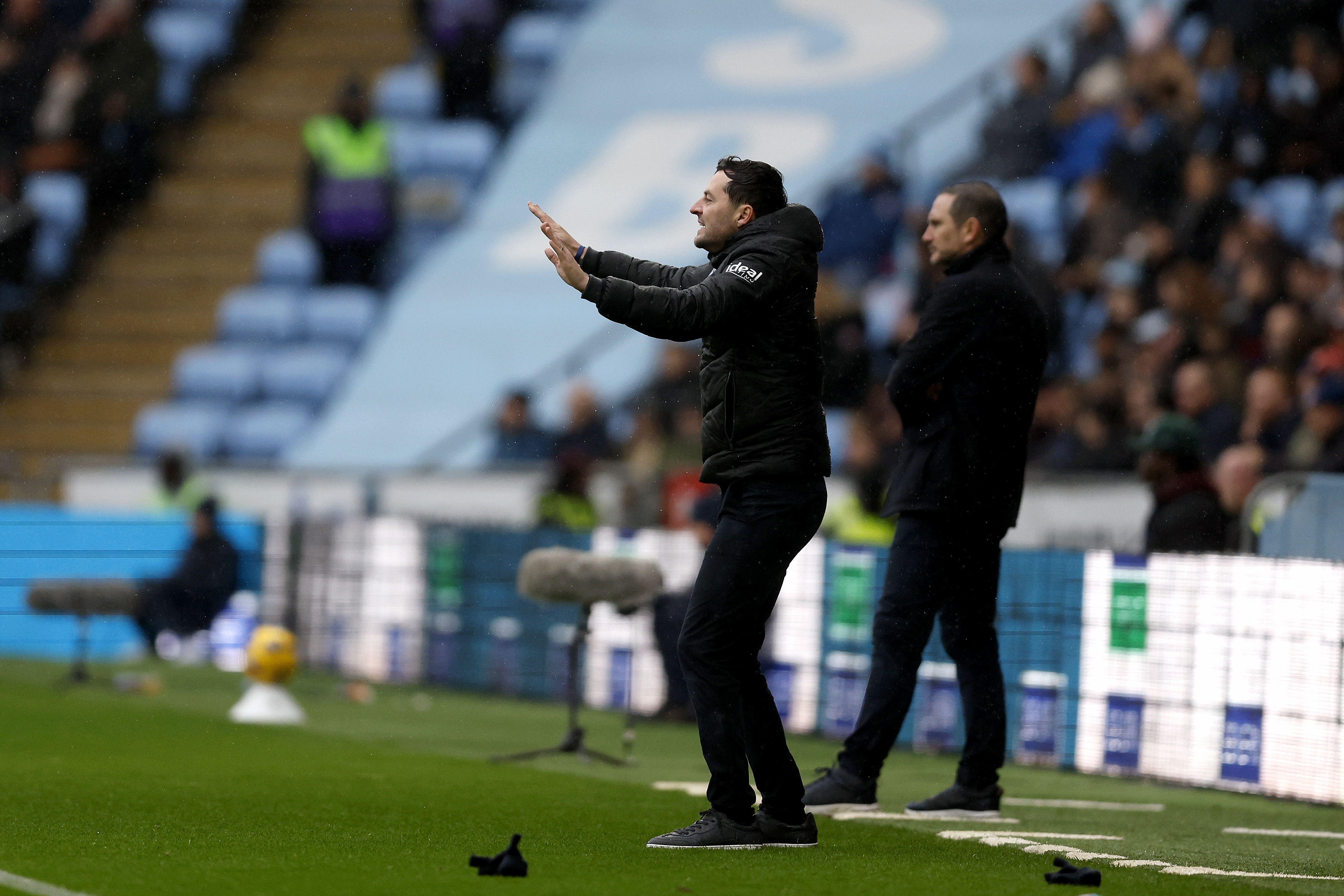 Ryan Mason on the side of the pitch at the CBS Arena