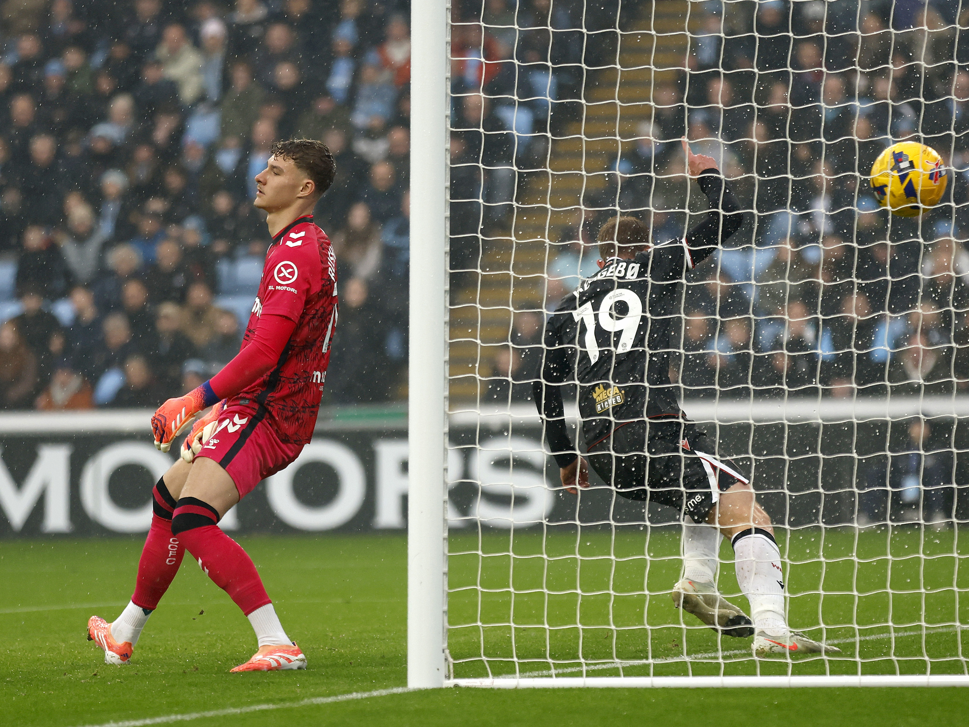 An image of Aune Heggebo scoring against Coventry