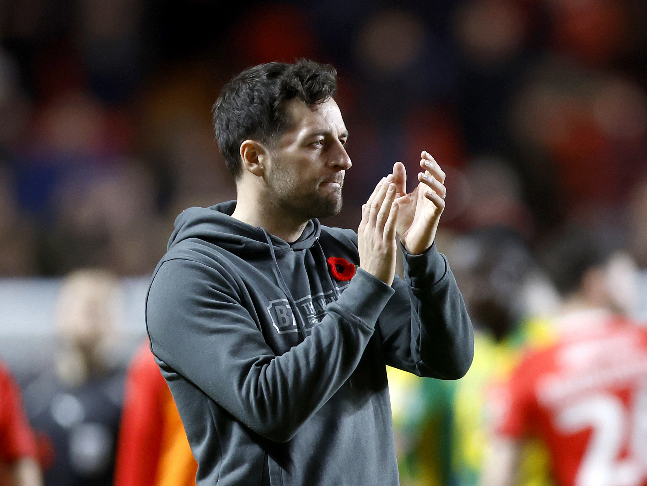 Ryan Mason clapping his hands 