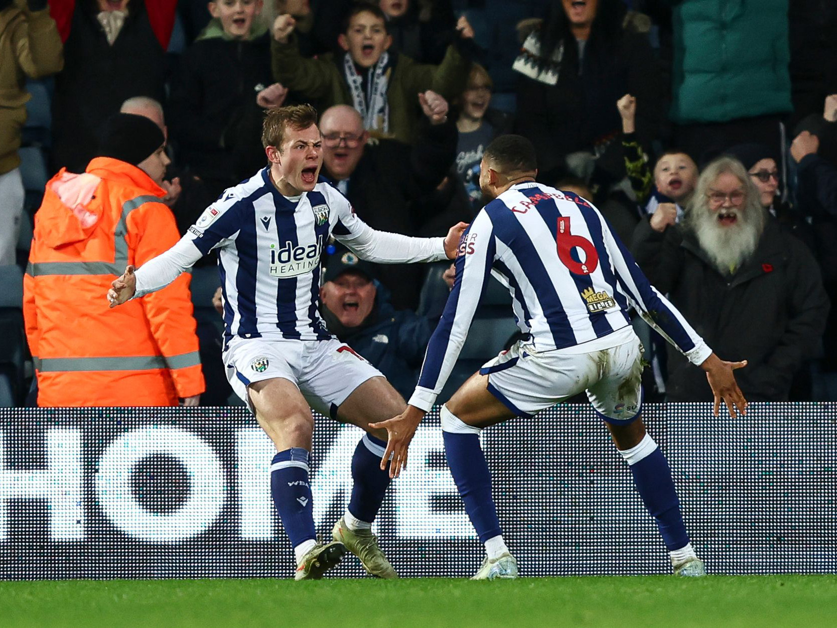 An image of Aune Heggebo celebrating his goal against Sheffield United