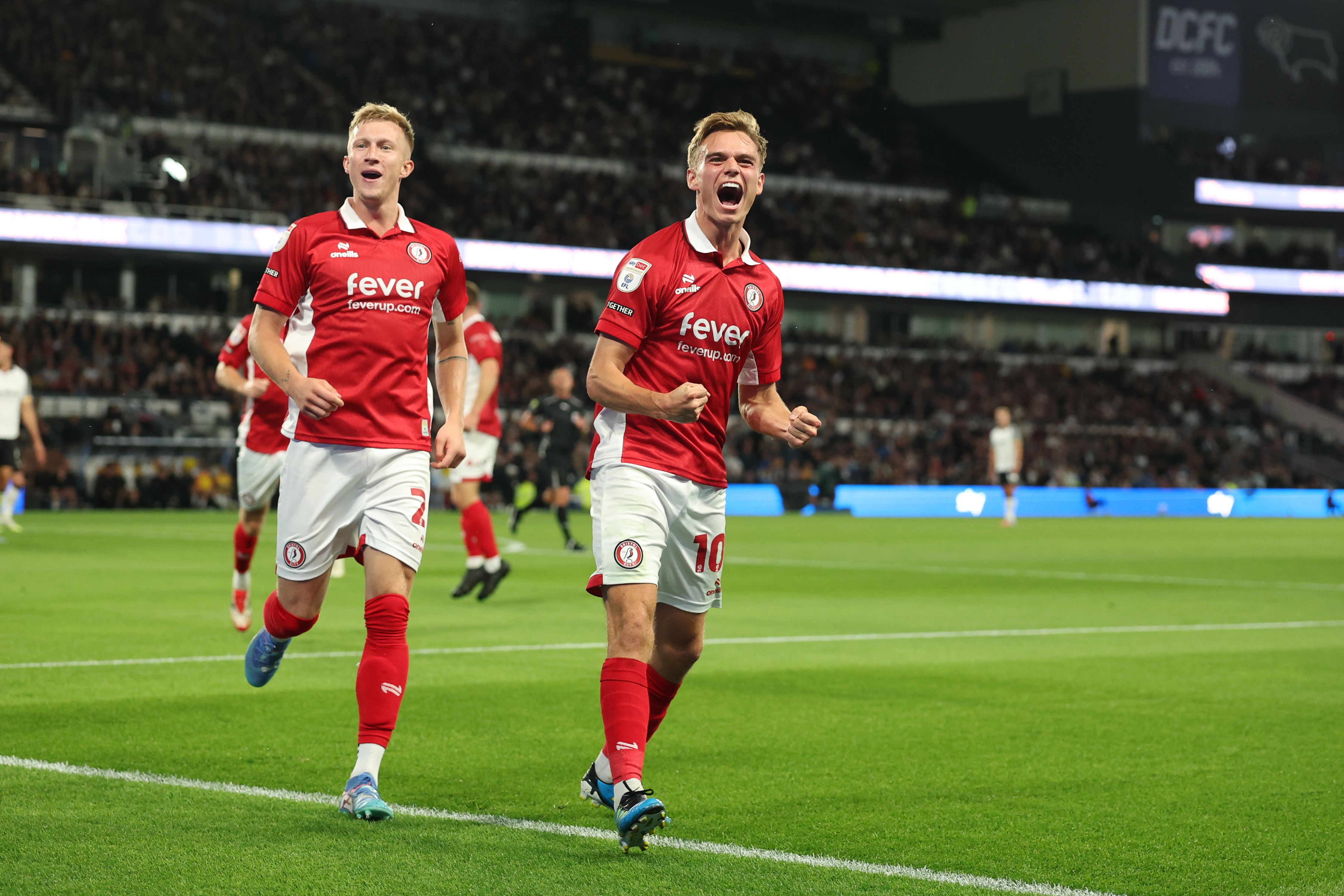 Scott Twine celebrates scoring for Bristol City 
