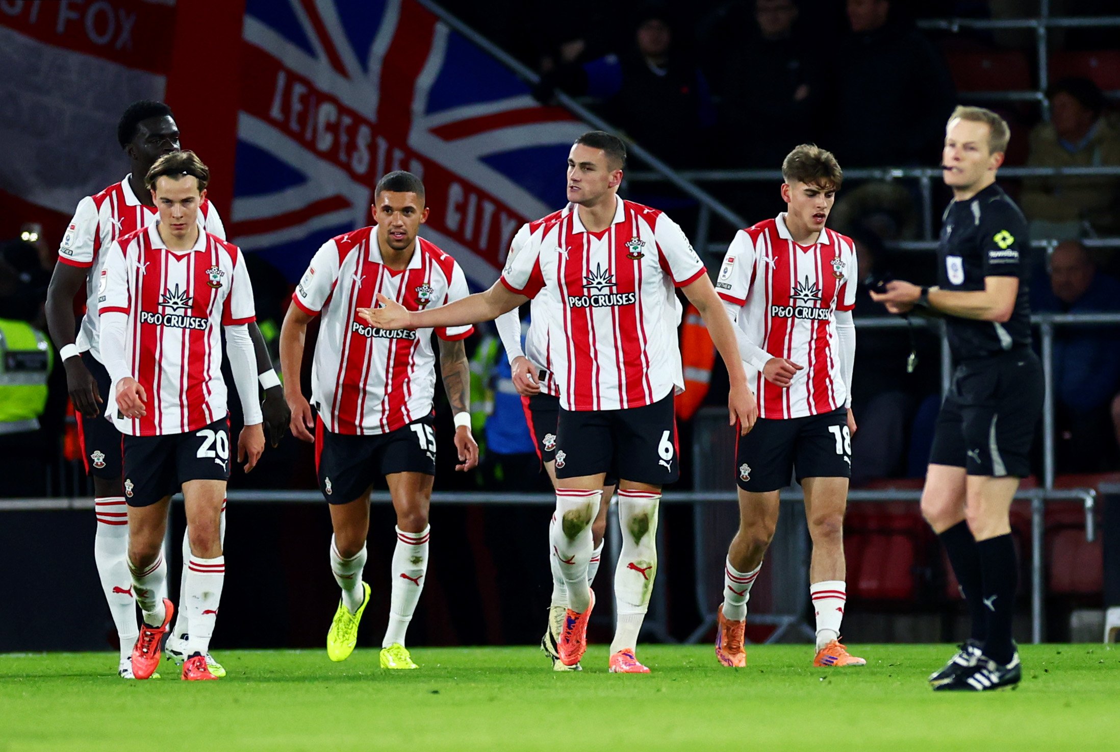 Several Southampton players in their home kit 