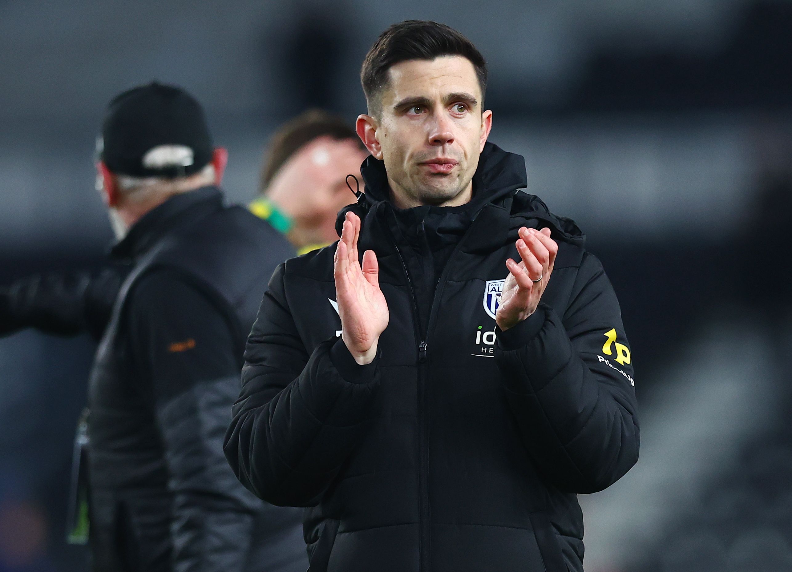 Eric Ramsay applauding WBA fans 