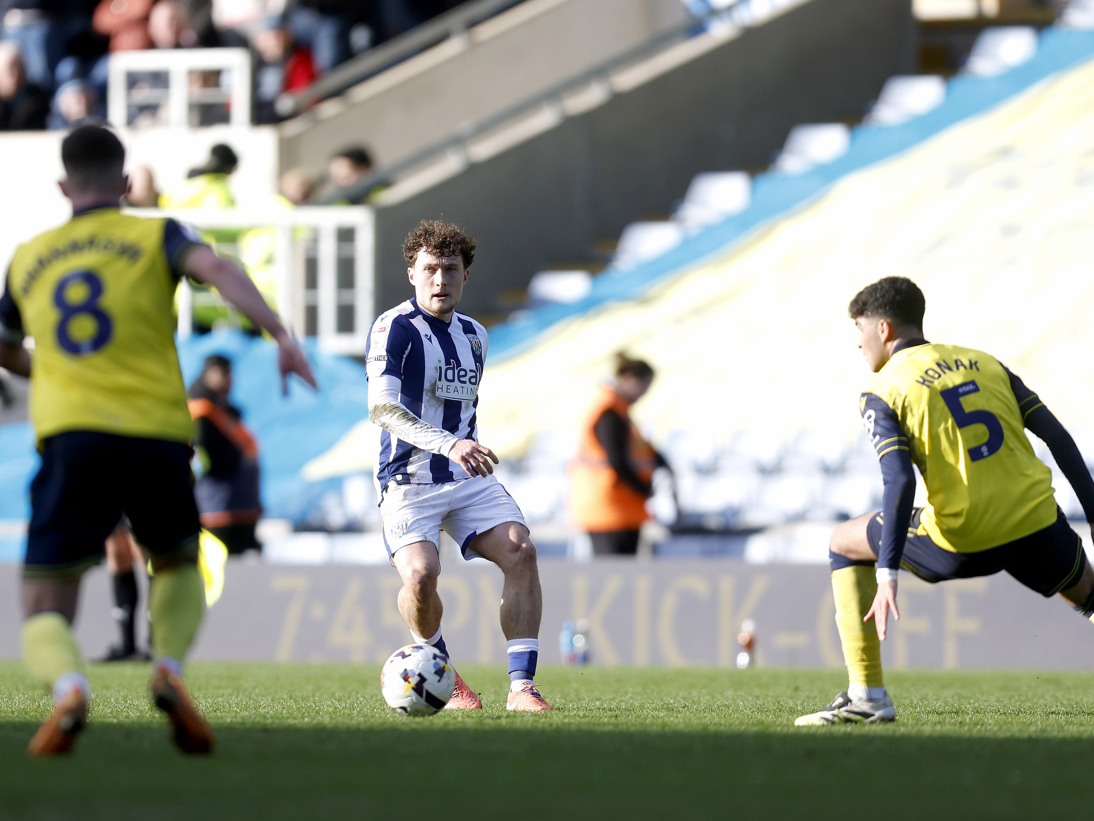 An image of Callum Styles on the ball against Oxford United
