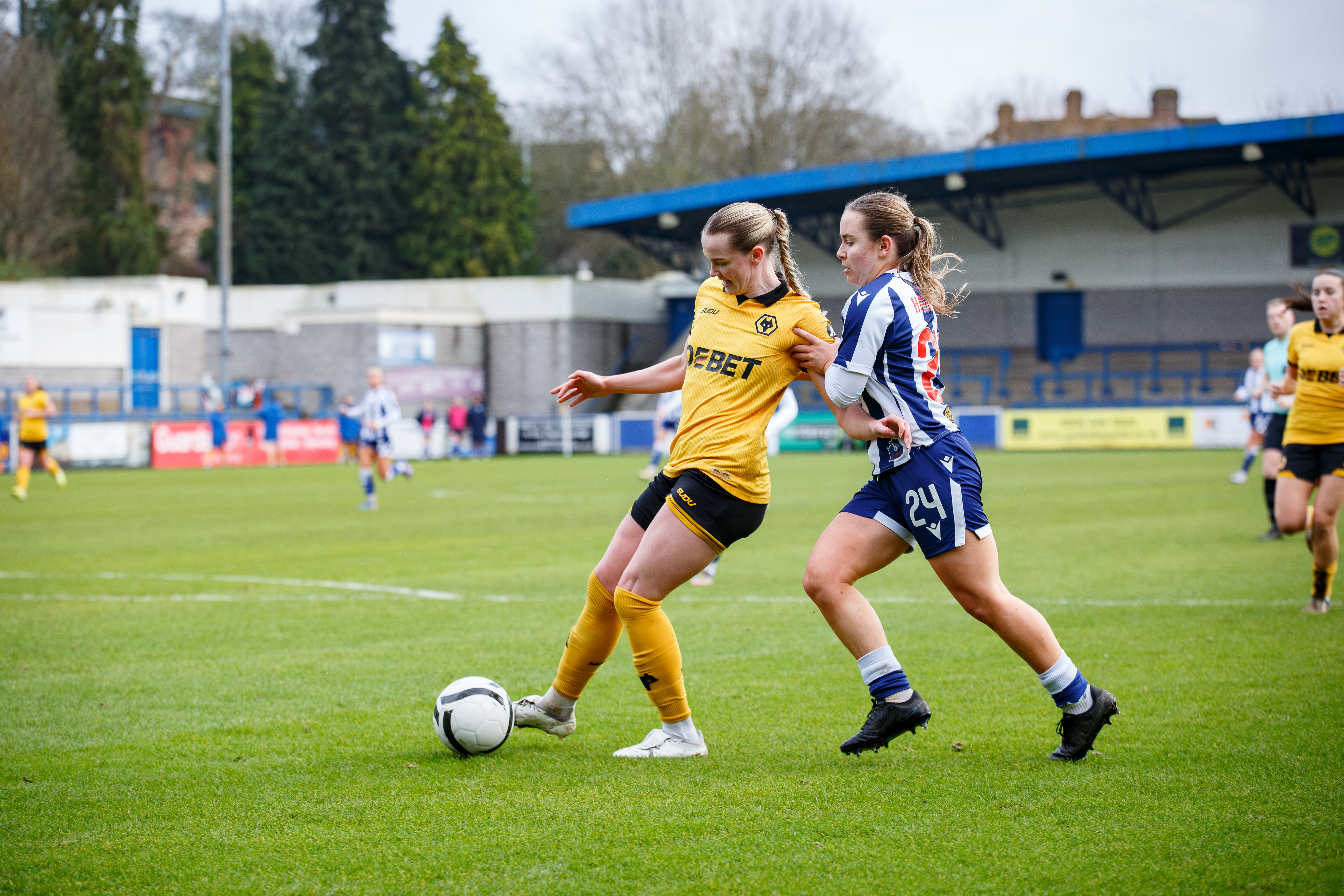 Ella Haughey battling against Wolves.