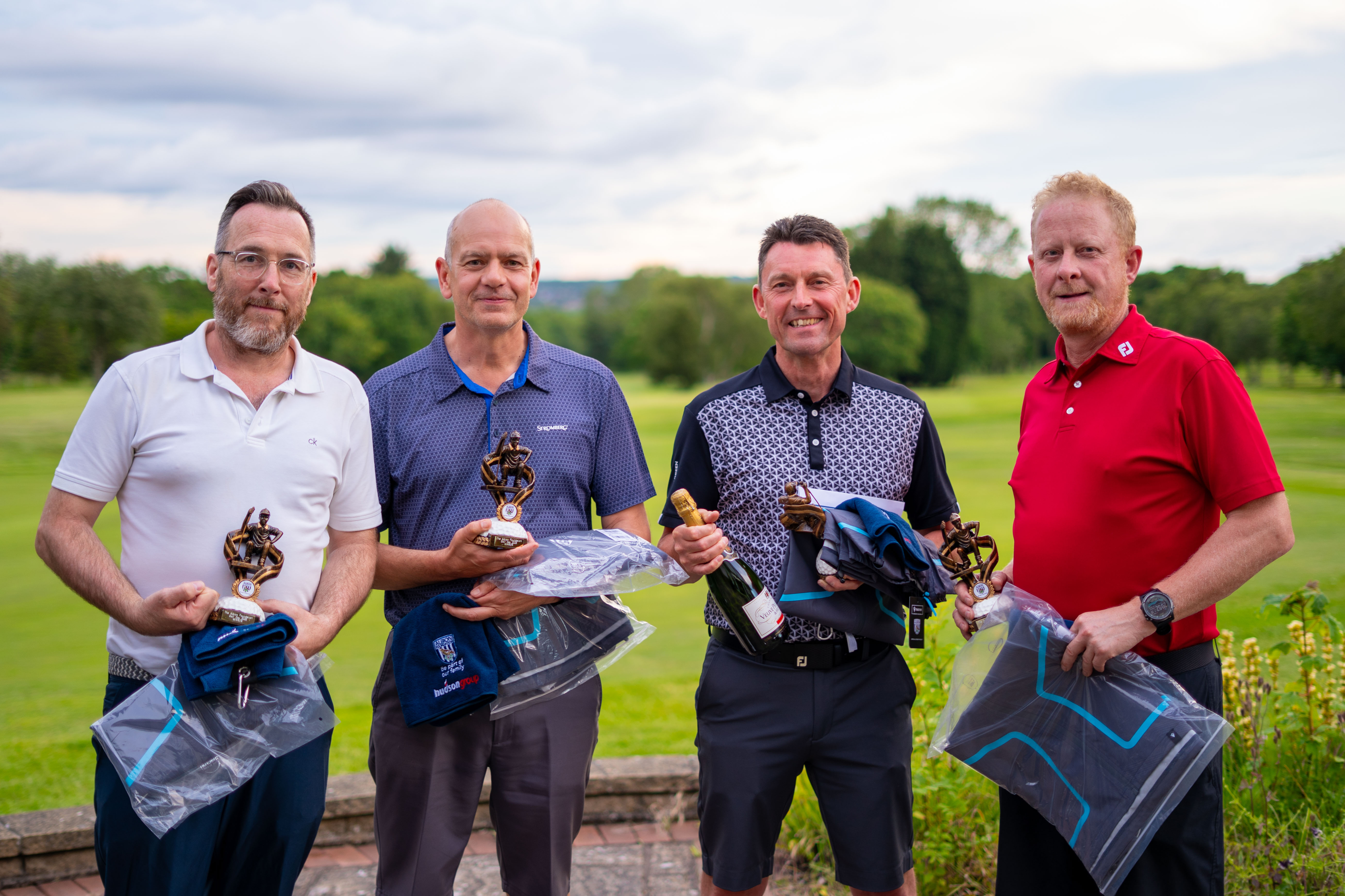 4 Golf winners with awards