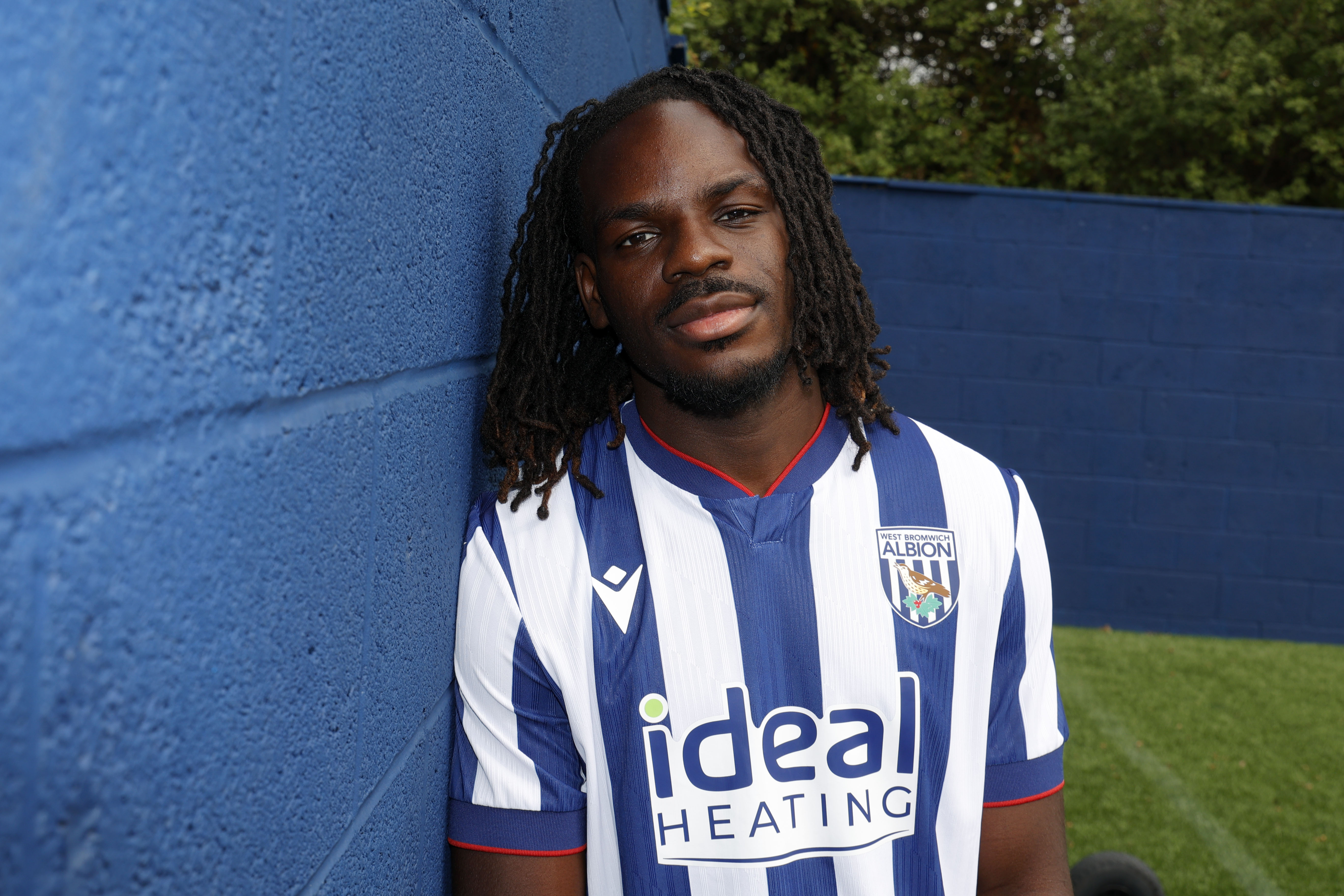 Brayann Pereira poses at the training ground