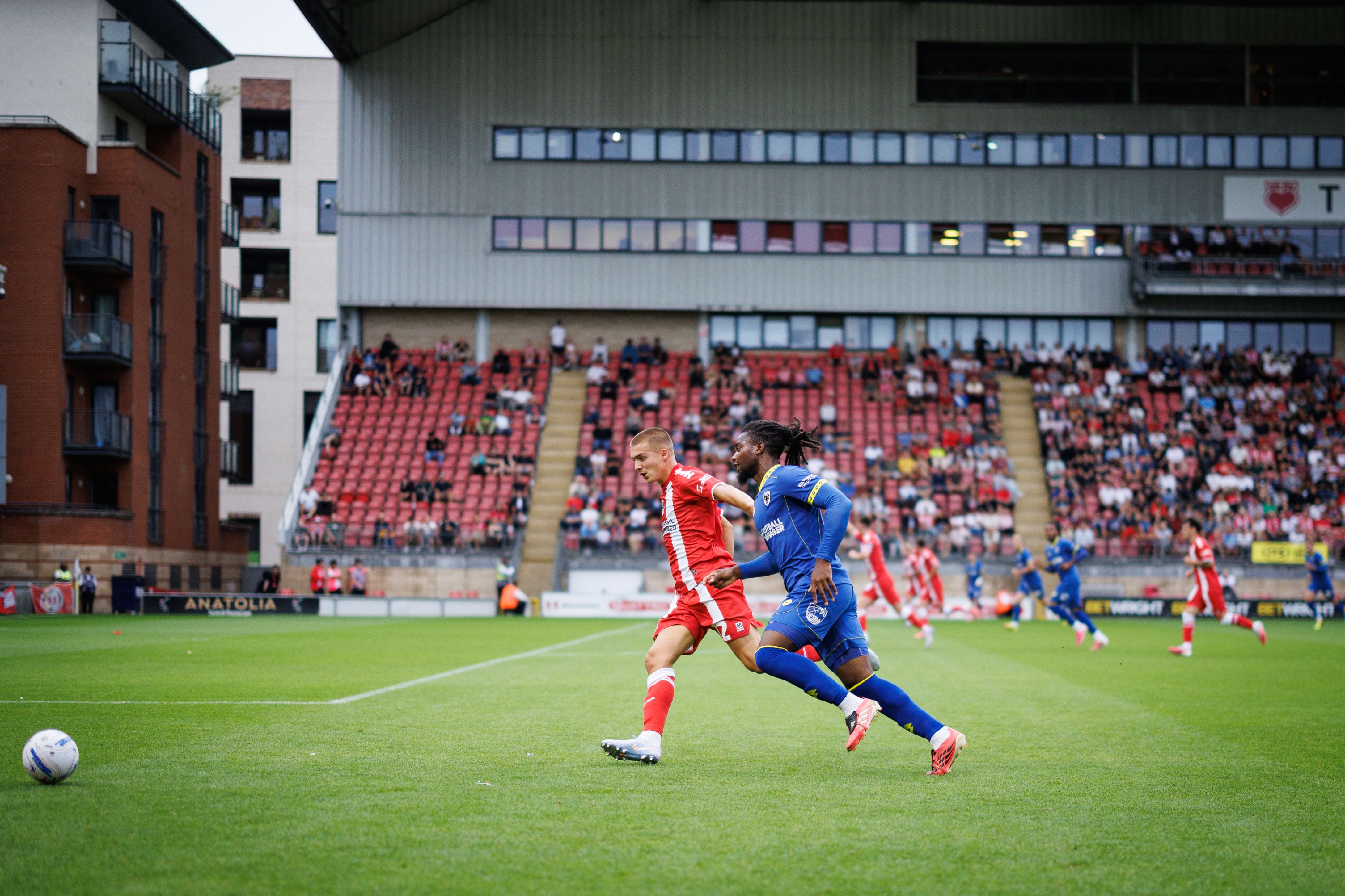 Alfie Gilchrist in action for Leyton Orient.