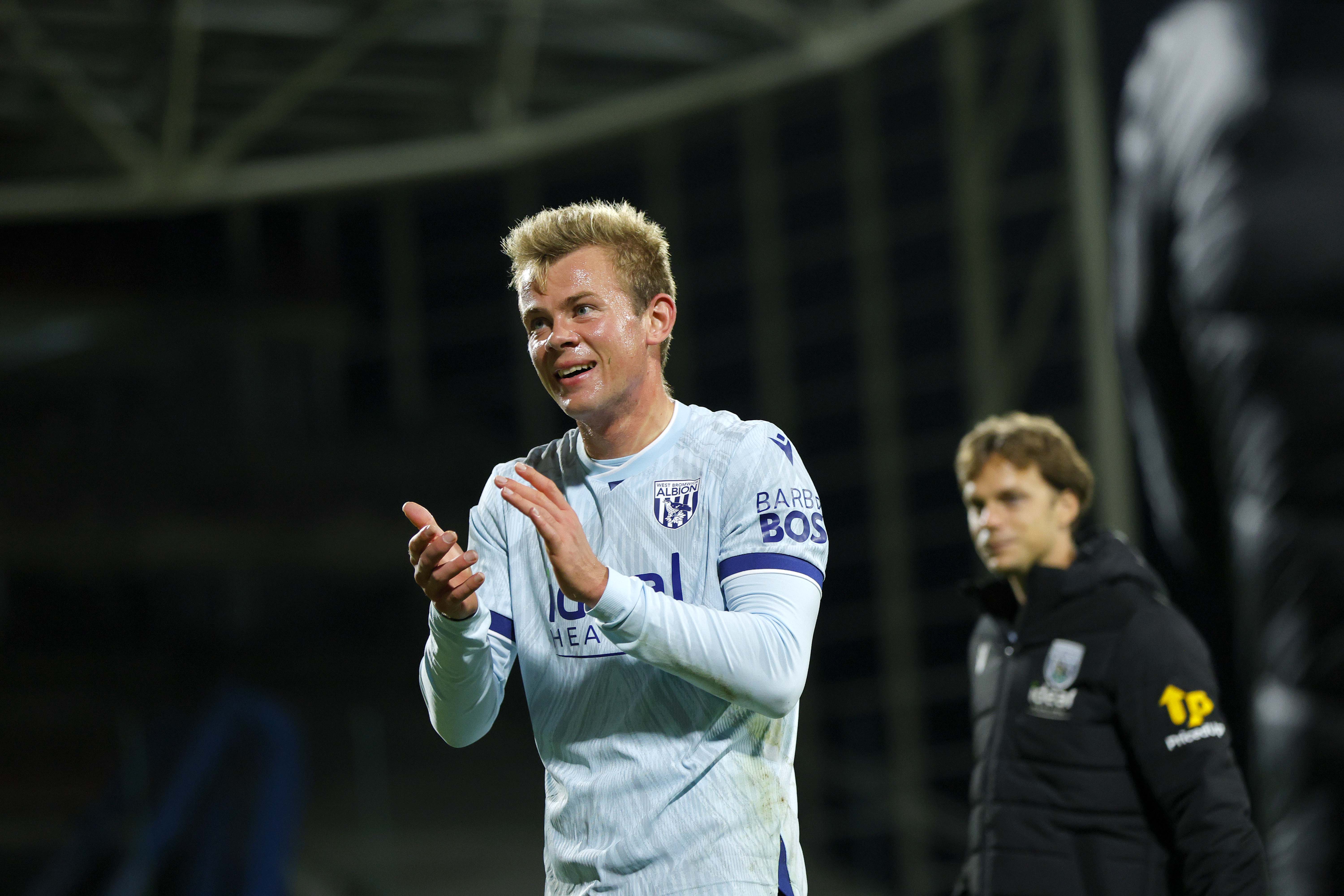 Aune Heggebo celebrates at full-time