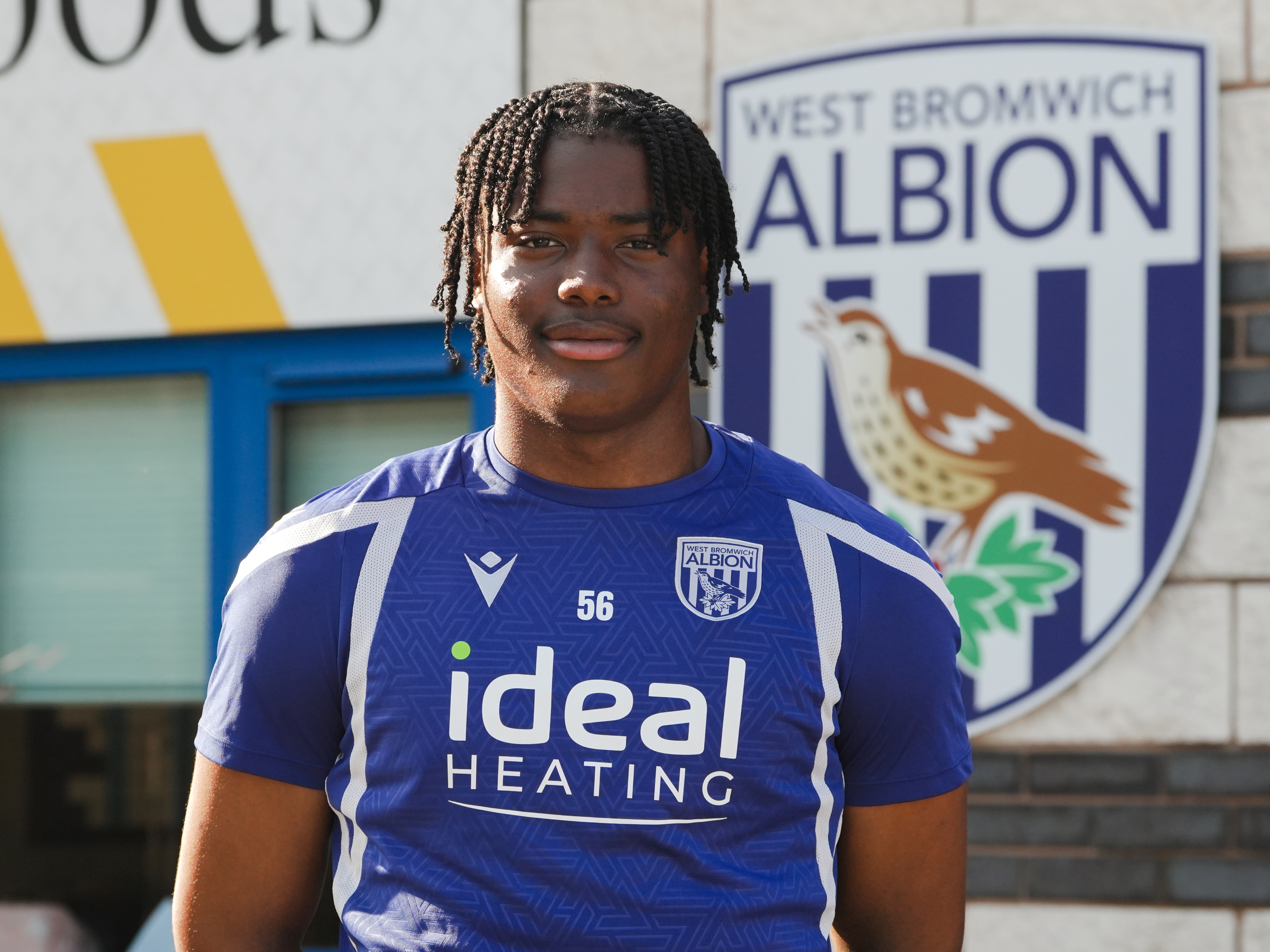 A photo of U18 goalkeeper Jago Davis after signing a scholarship deal