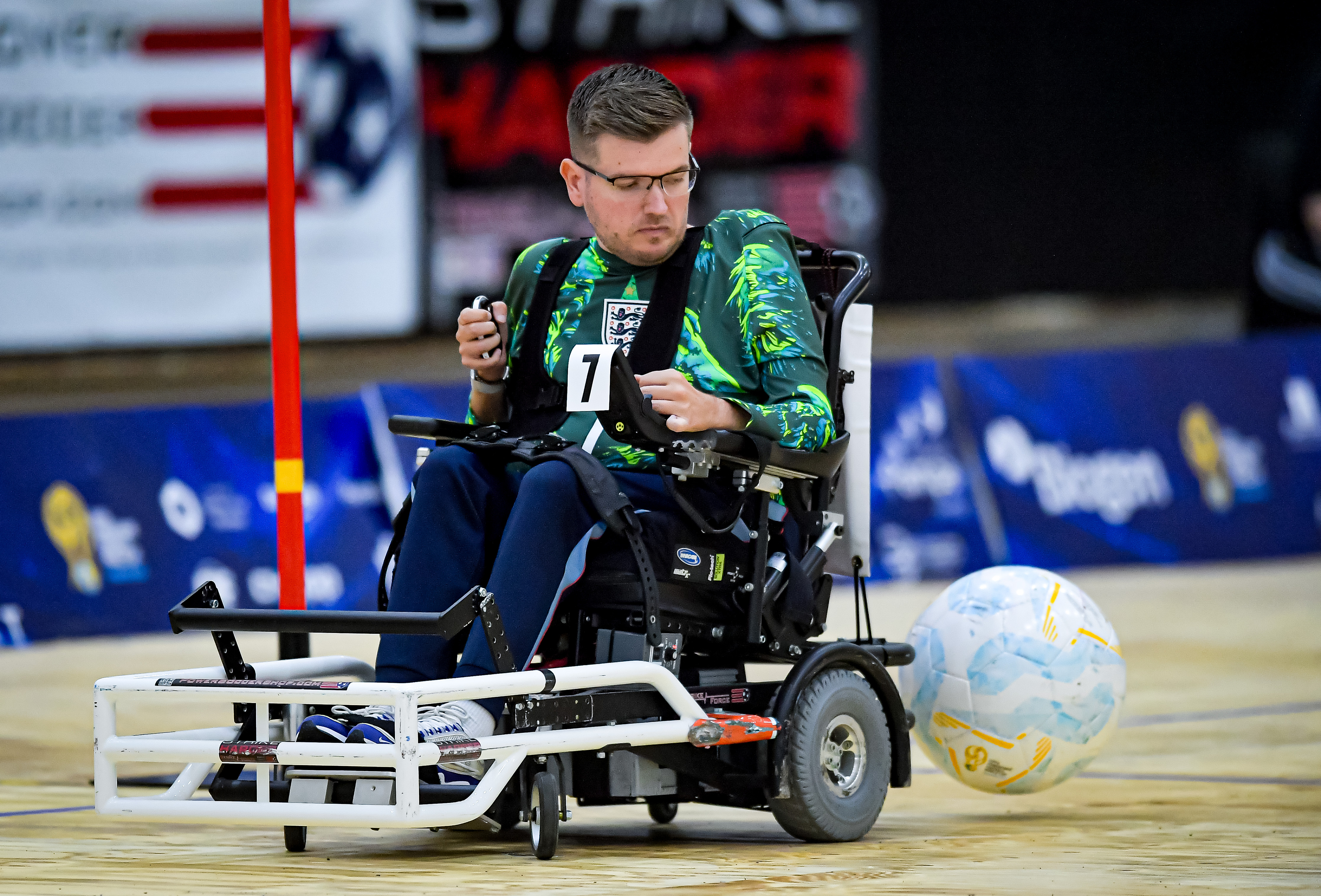 Chris Gordon defending his goal with the ball at the rear of his chair.