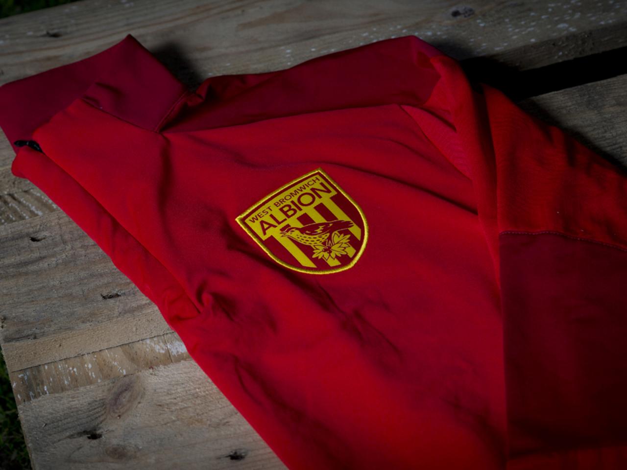 Red & Yellow Trainingwear