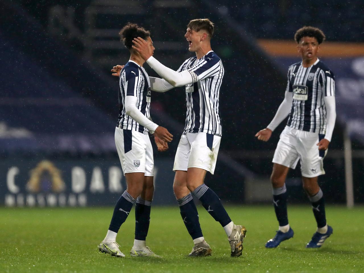 FA Youth Cup v Everton