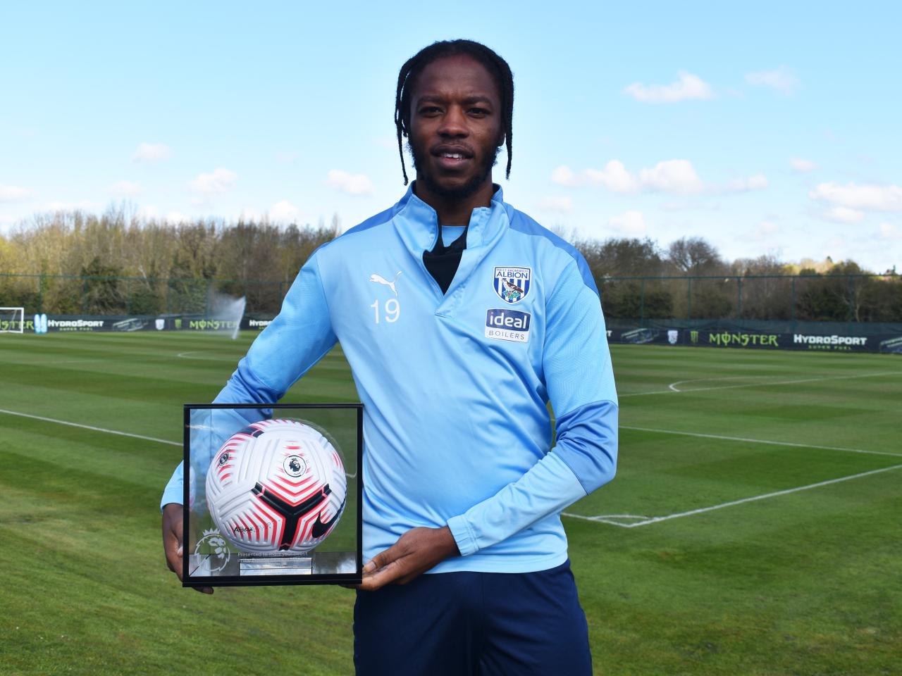 Romaine Sawyers 