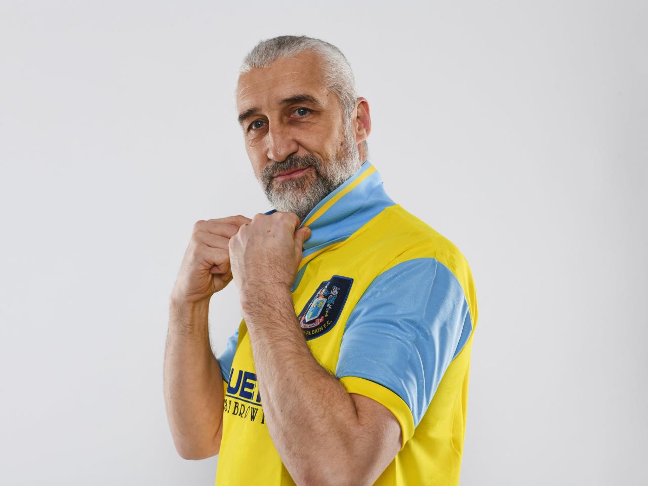 Daryl Burgess wears 95-97 Away Retro