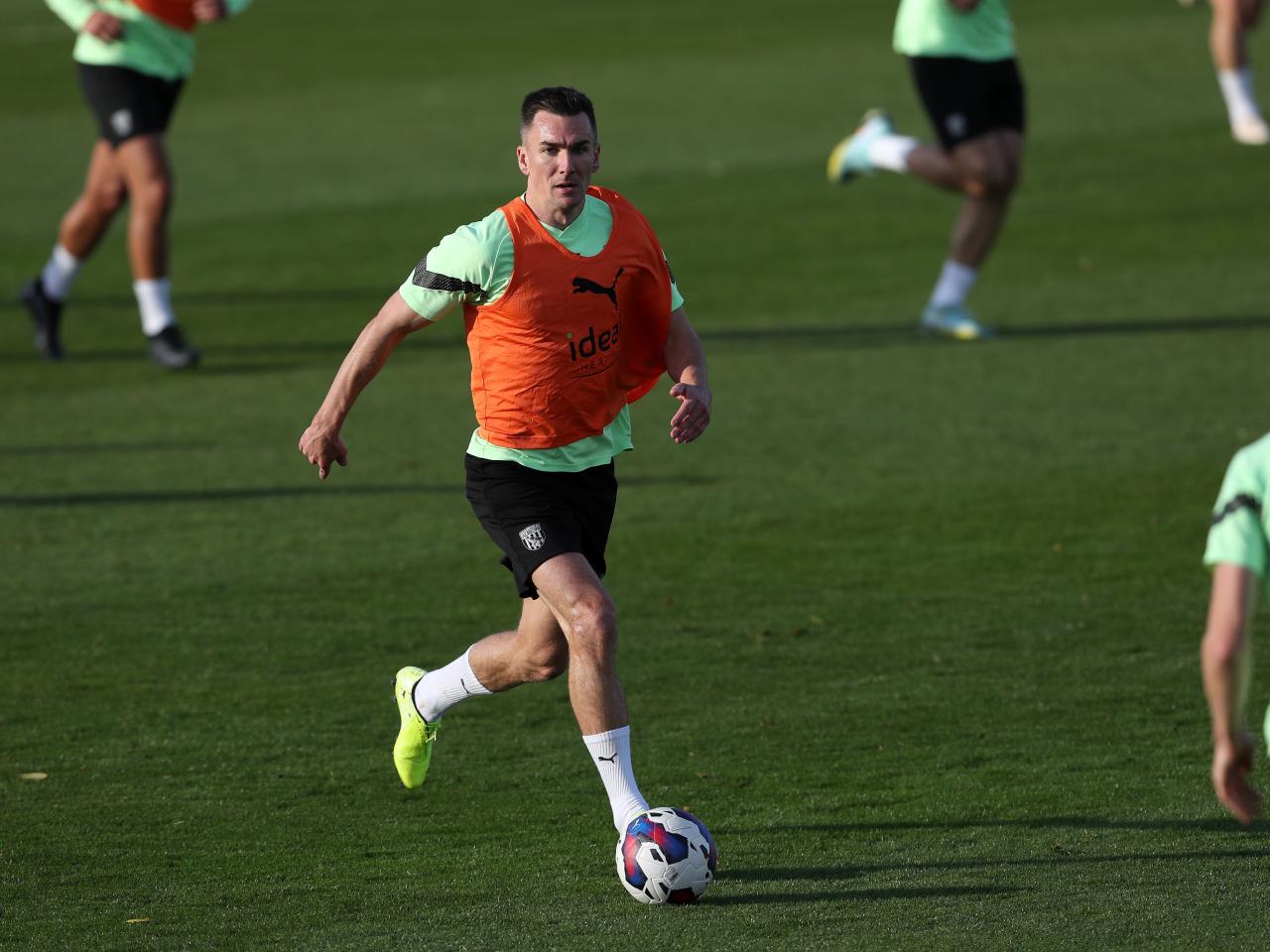 Carlos Corberán takes his first training session as Albion boss.