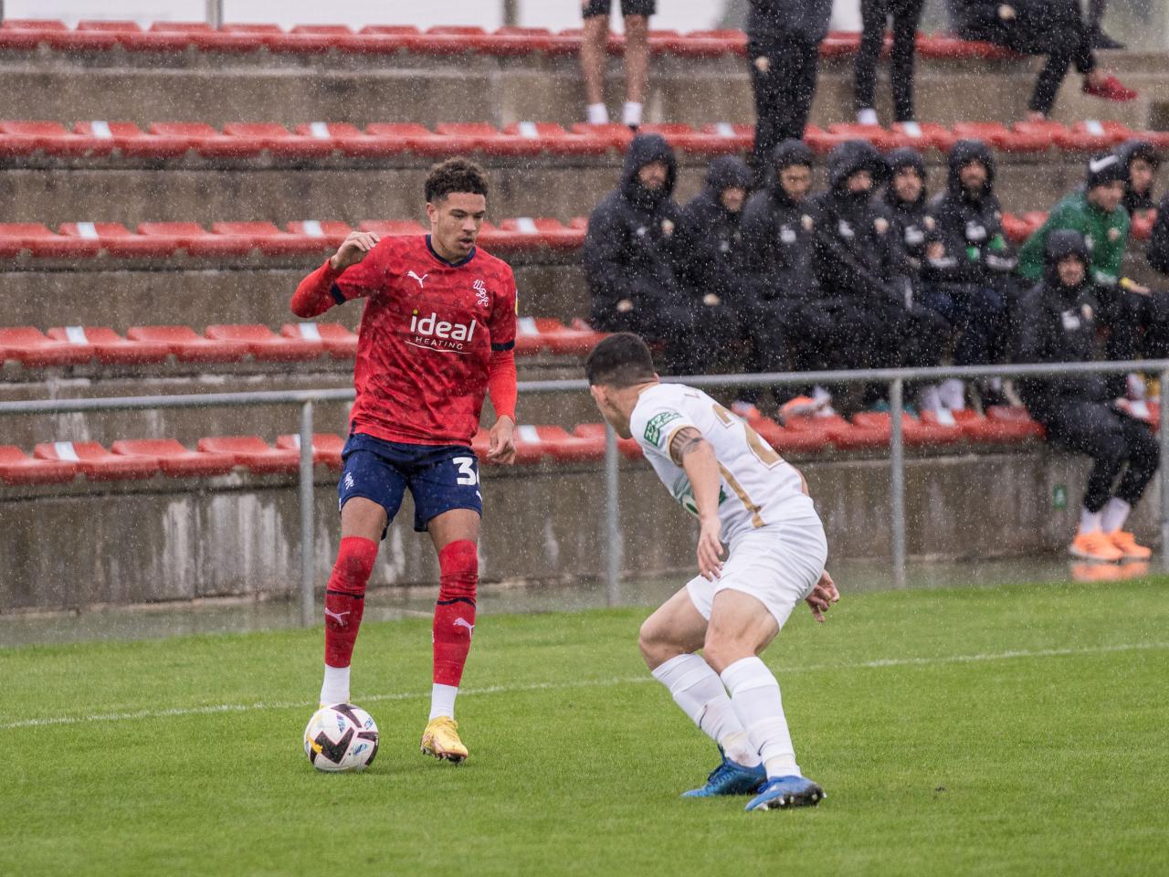 Elche CF v Albion 13