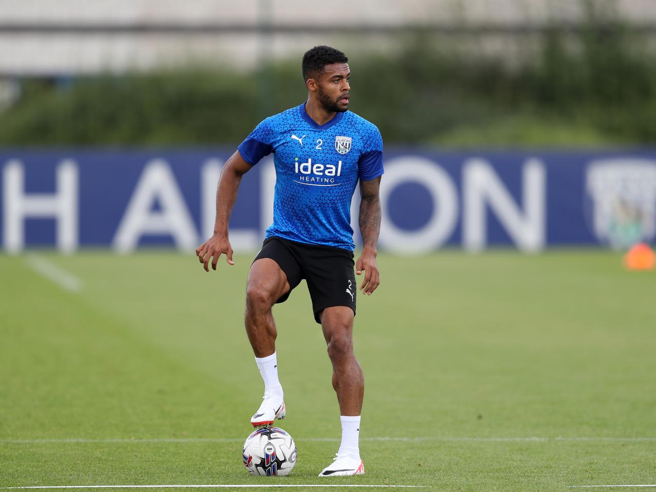 Darnell Furlong in training 