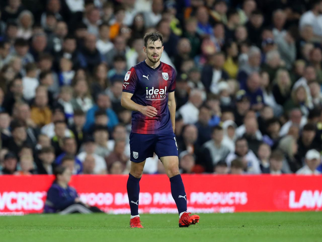 Jayson Molumby in action against Leeds