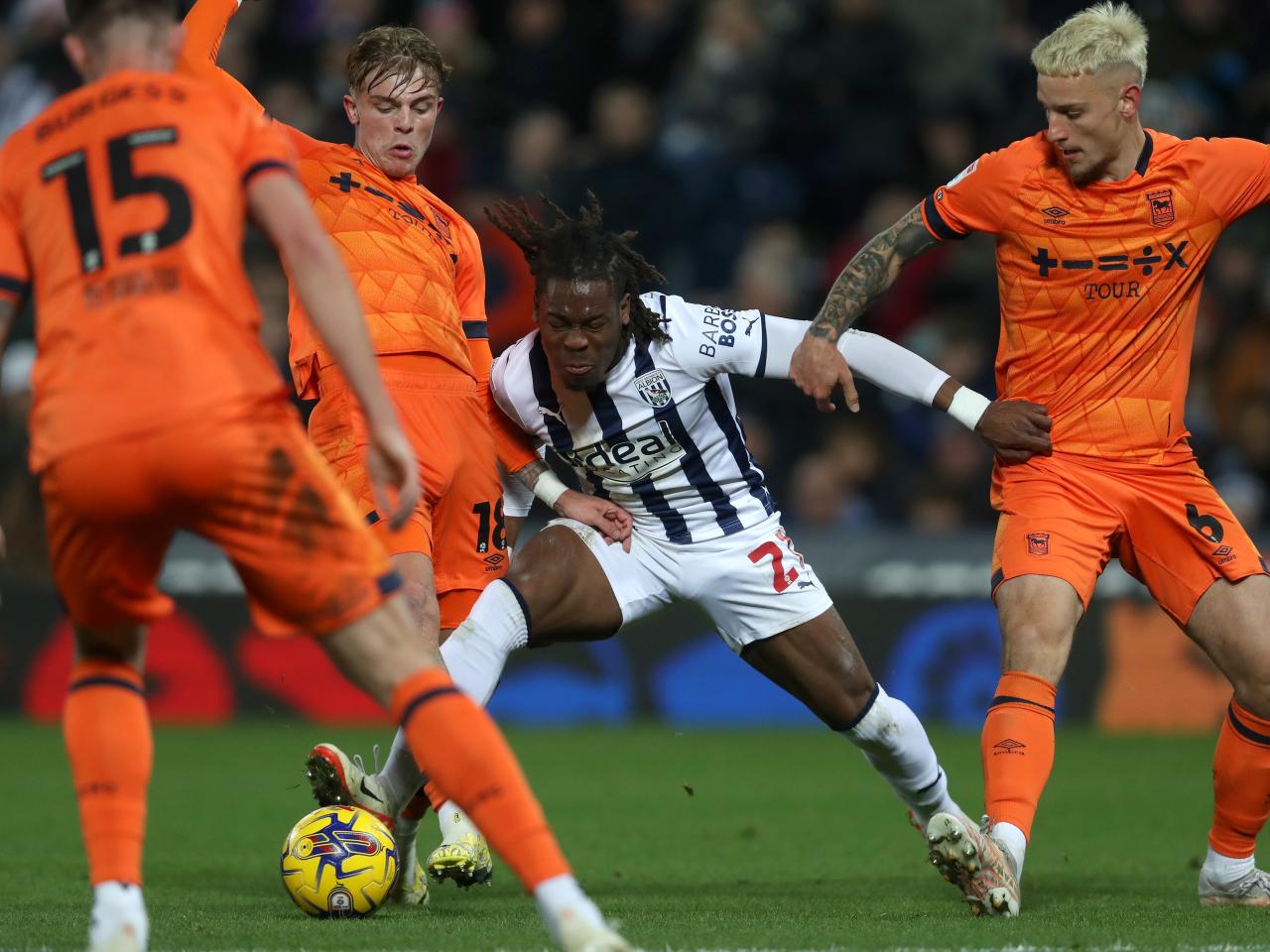 Brandon Thomas-Asante on the ball against Ipswich 
