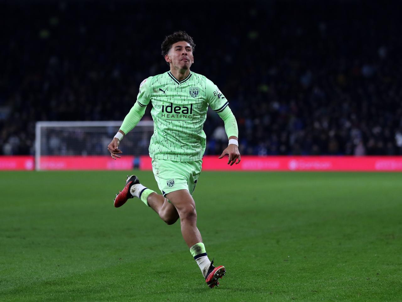 Jeremy Sarmiento celebrates scoring against Cardiff 