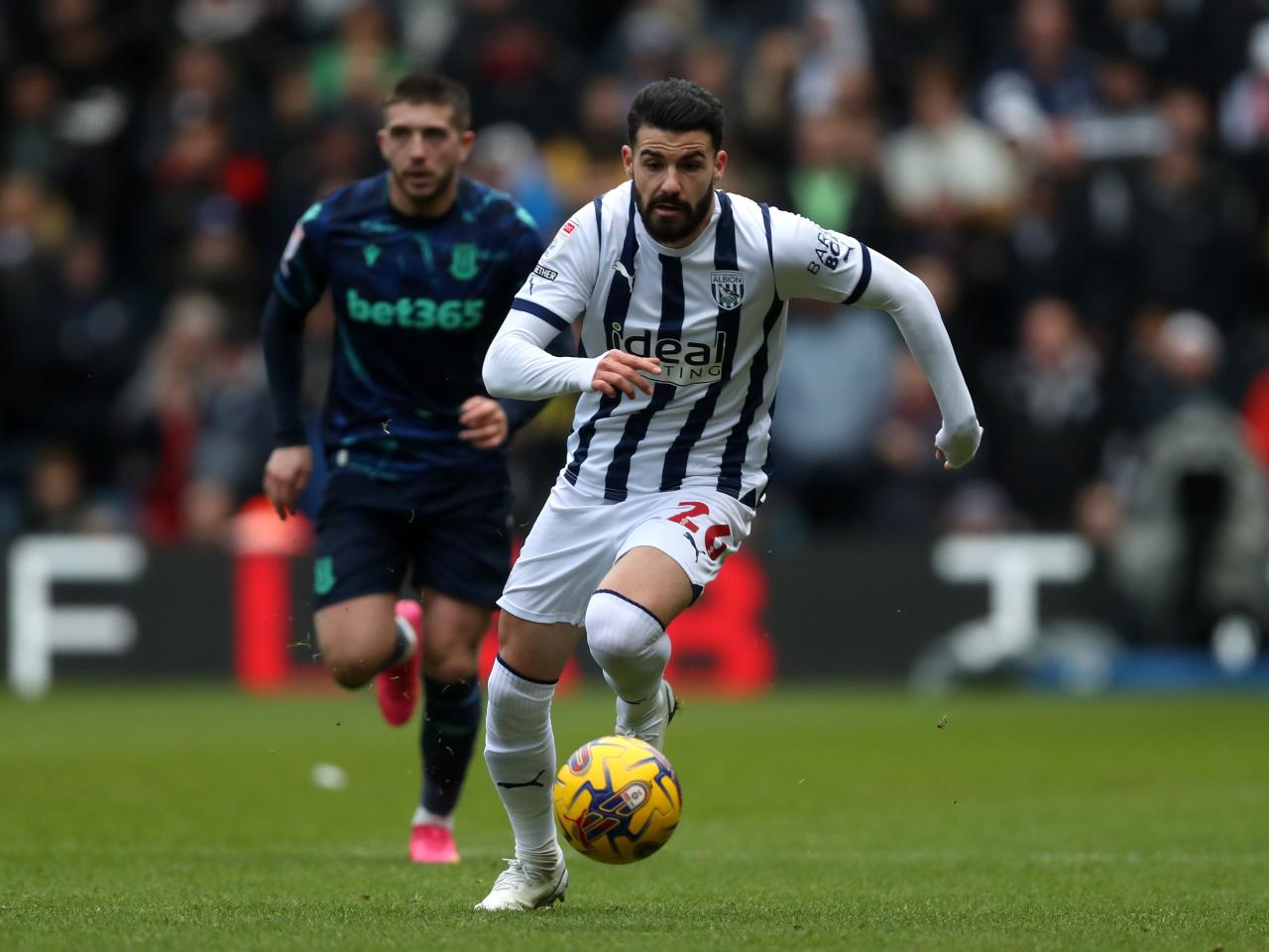 Pipa on the ball against Stoke 