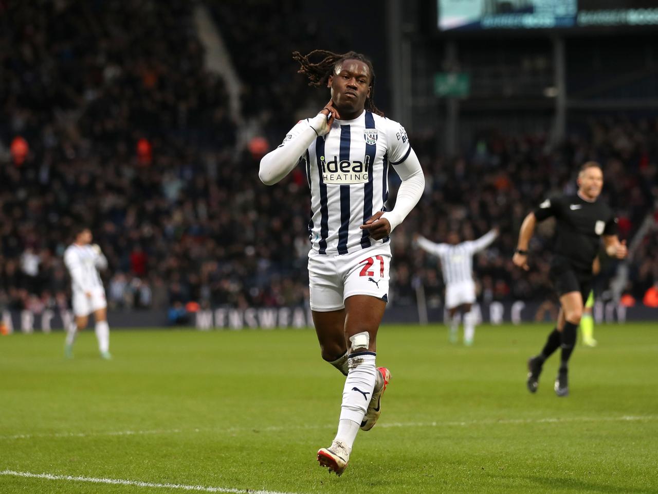 Brandon Thomas-Asante celebrates scoring against Blackburn