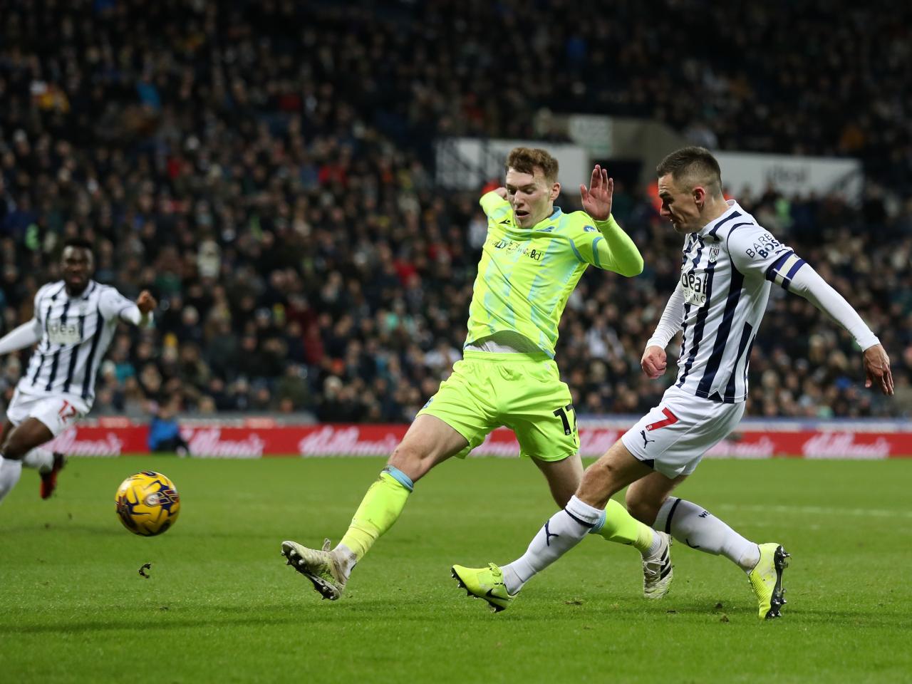 Jed Wallace crosses the ball against Blackburn 