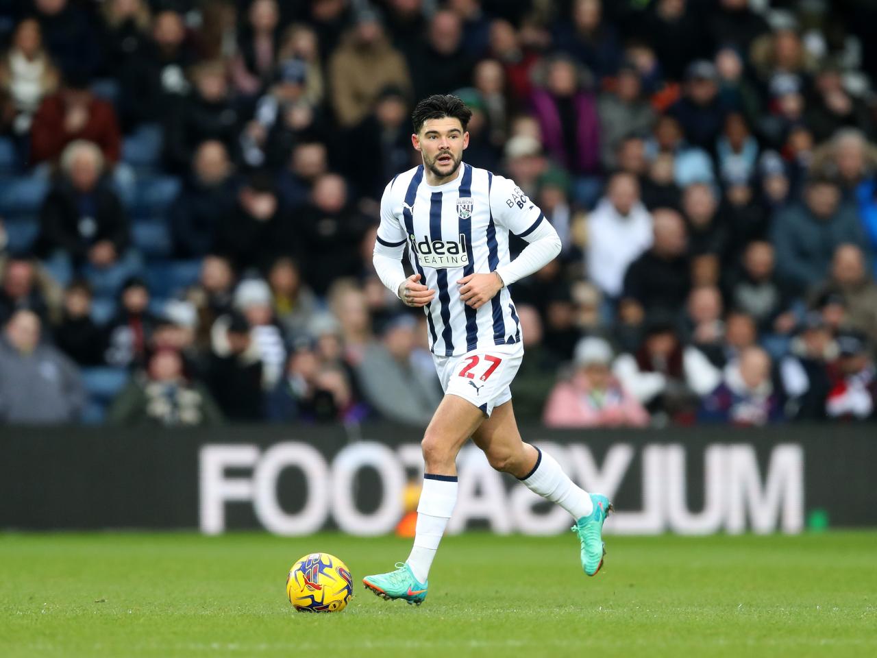 Alex Mowatt on the ball against Blackburn 