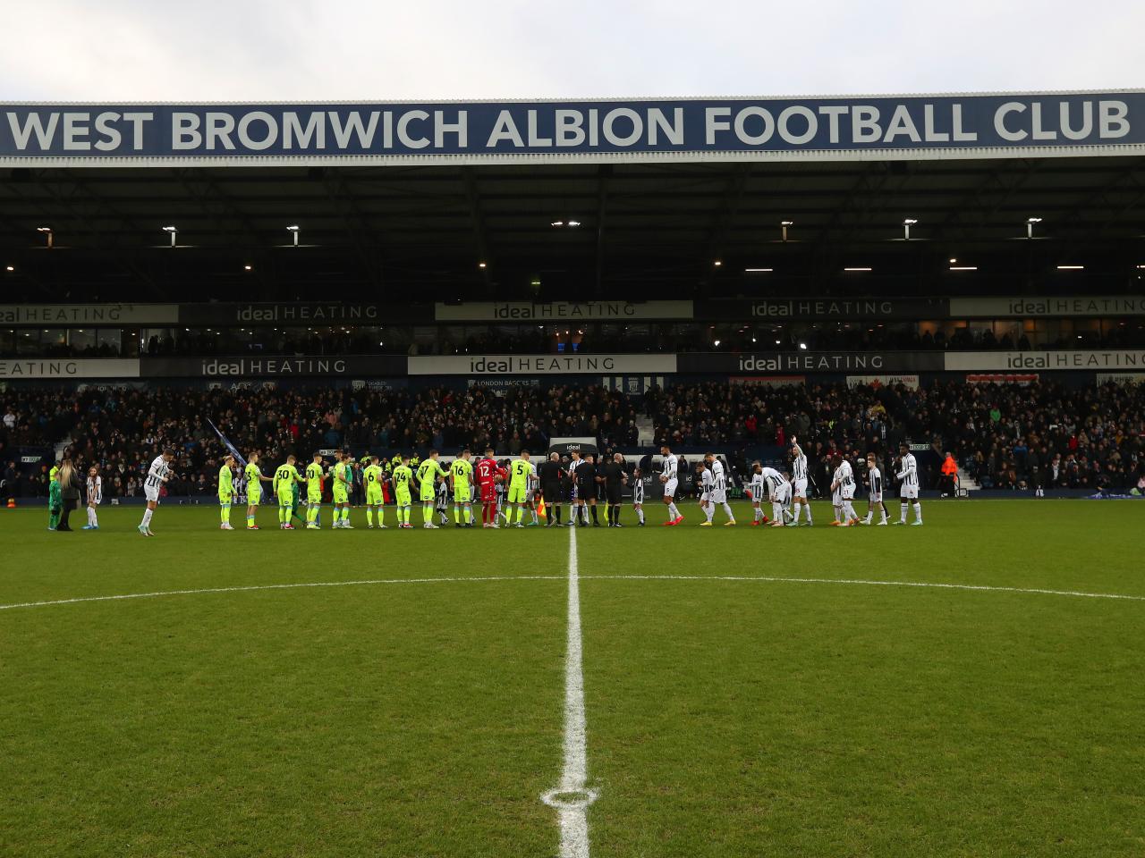 Albion and Blackburn line up on the pitch at The Hawthorns ahead of kick-off