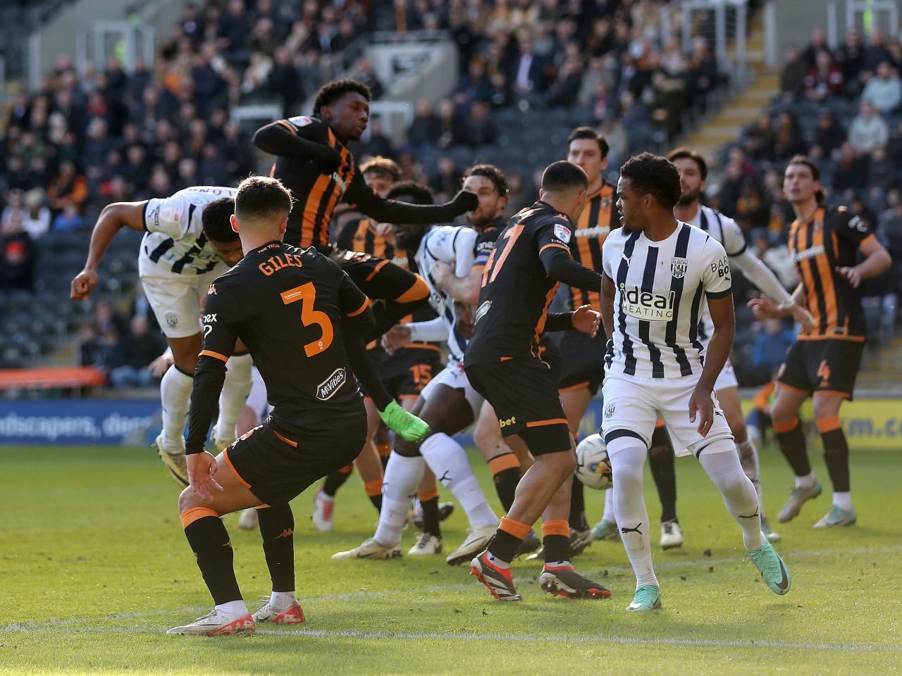 Darnell Furlong scores a header against Hull