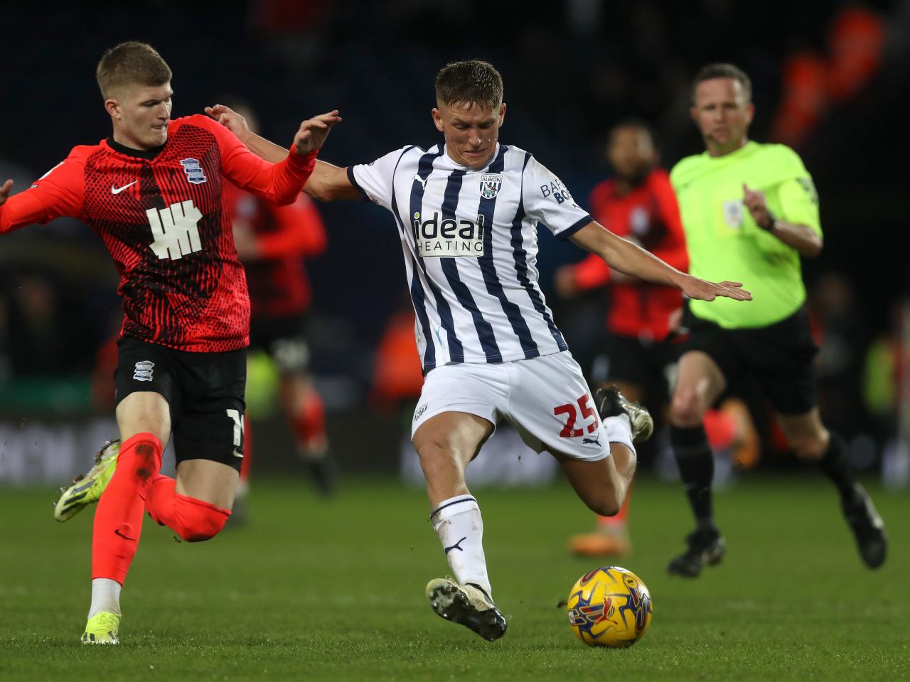 Callum Marshall on the ball against Blues