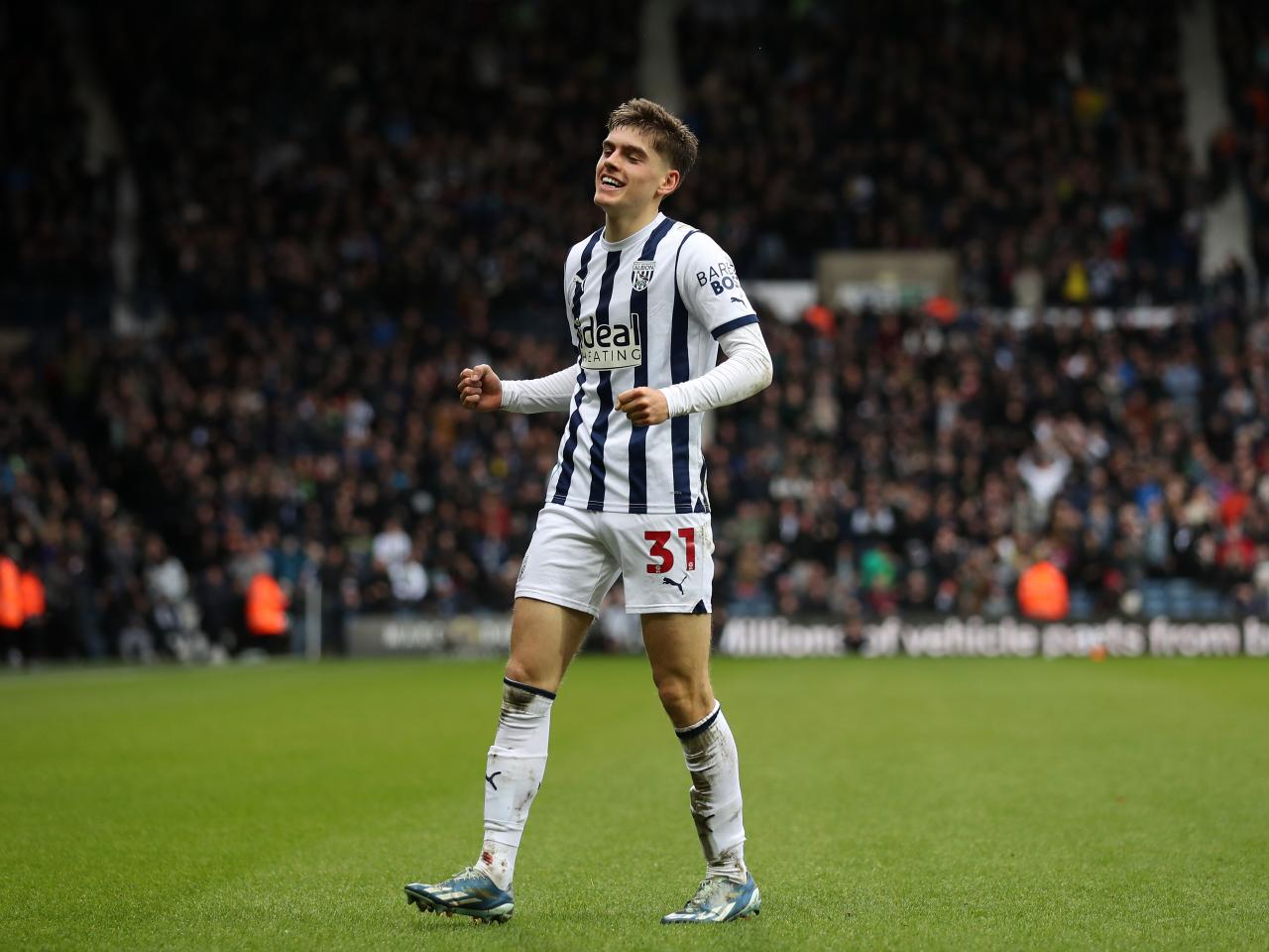 Tom Fellows celebrates scoring against Bristol City