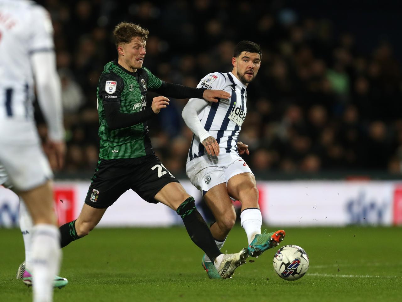 Alex Mowatt passes the ball against Coventry 