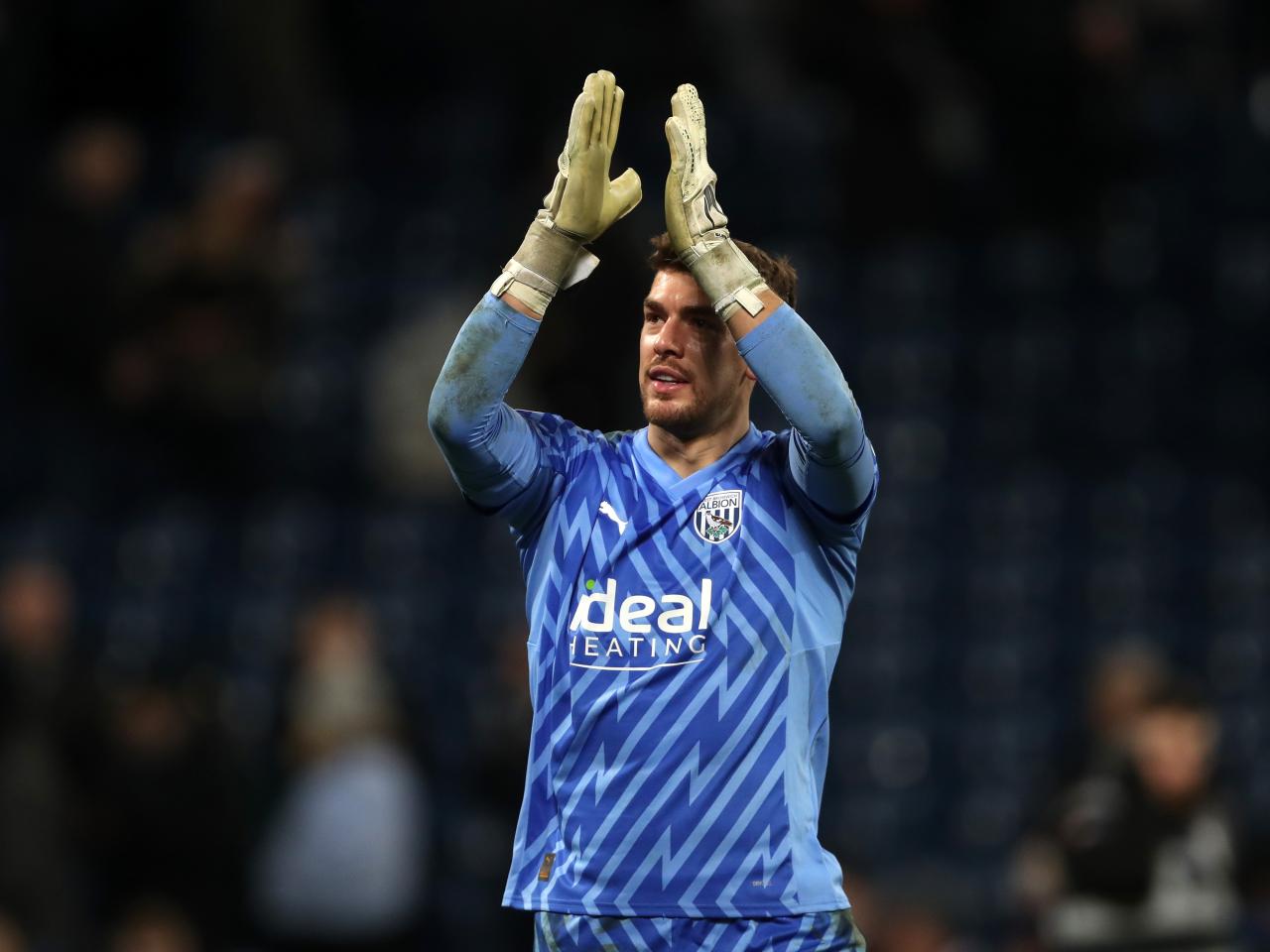 Alex Palmer applauds Albion fans following the win over Coventry 