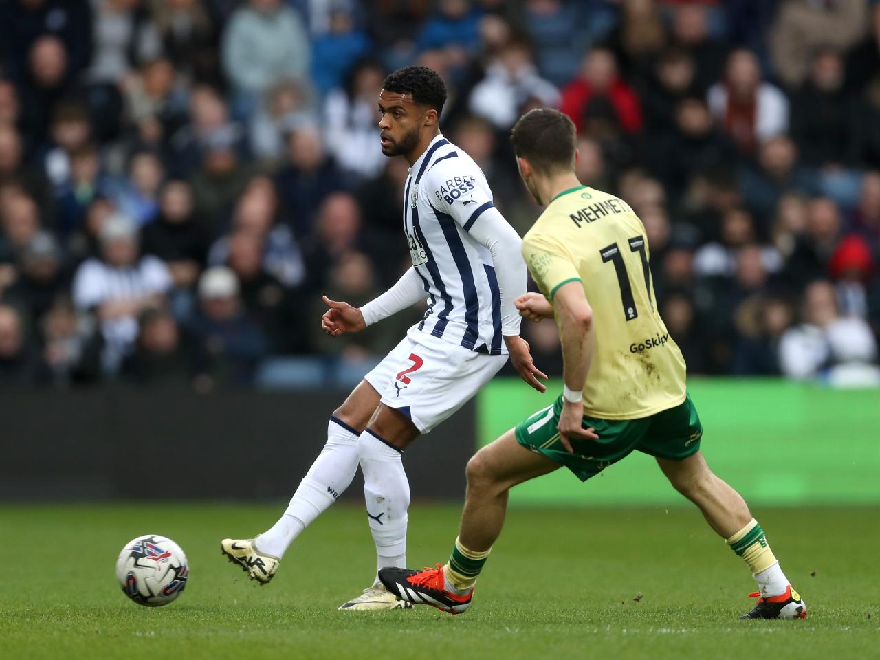 Darnell Furlong makes a pass against Bristol City