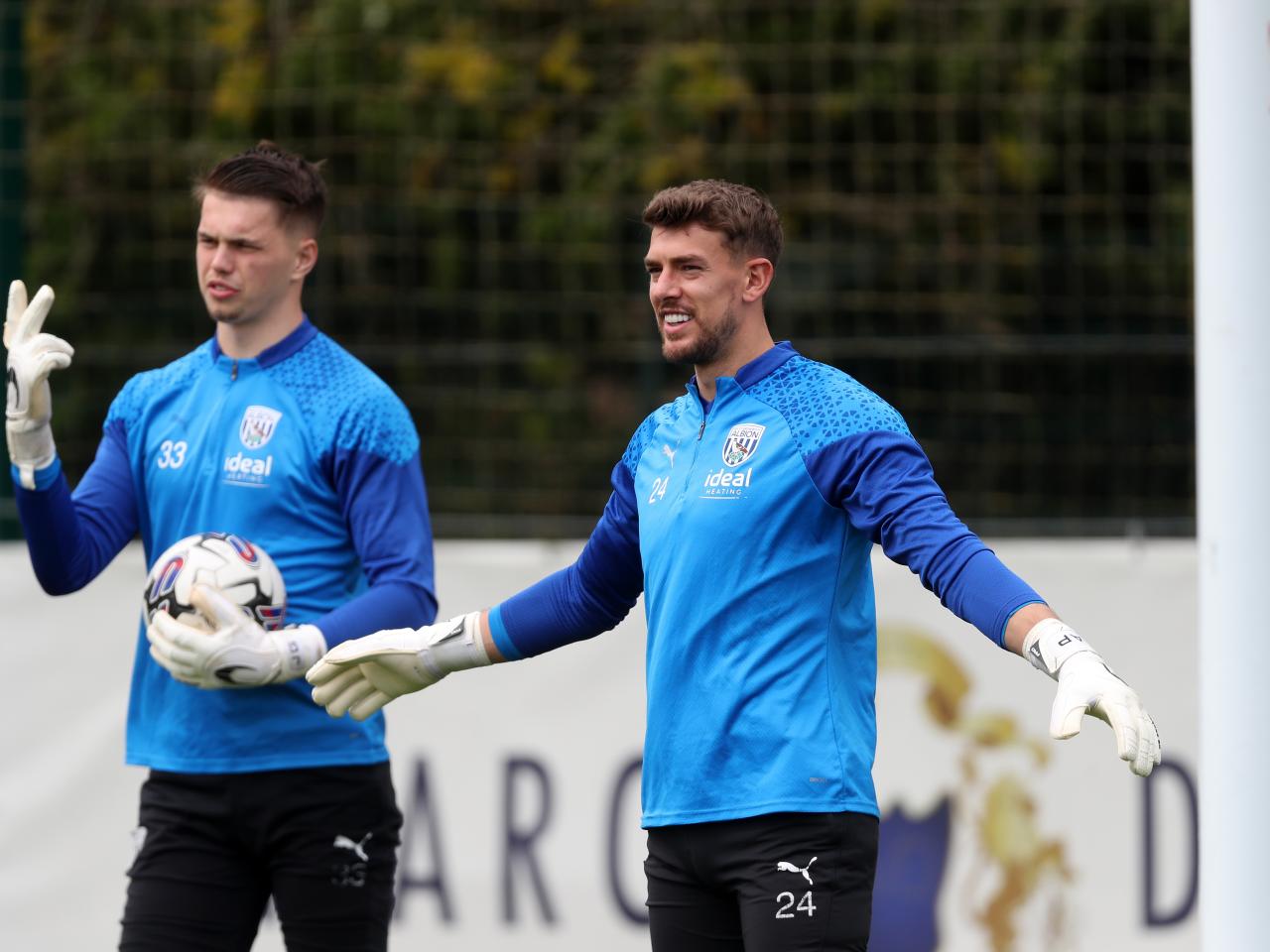Alex Palmer smiling during a training session