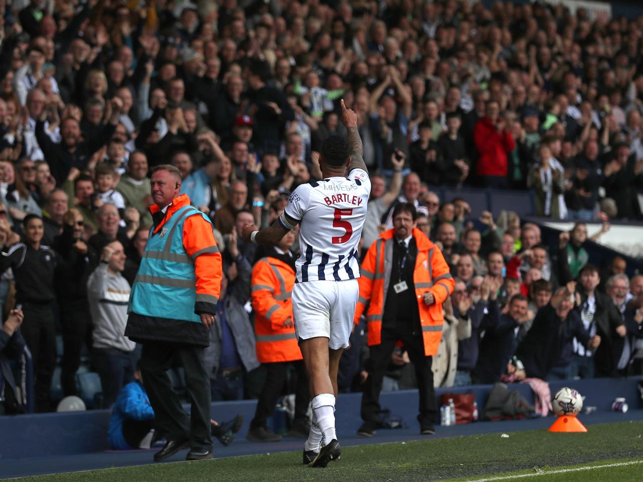 Kyle Bartley celebrates scoring against Preston