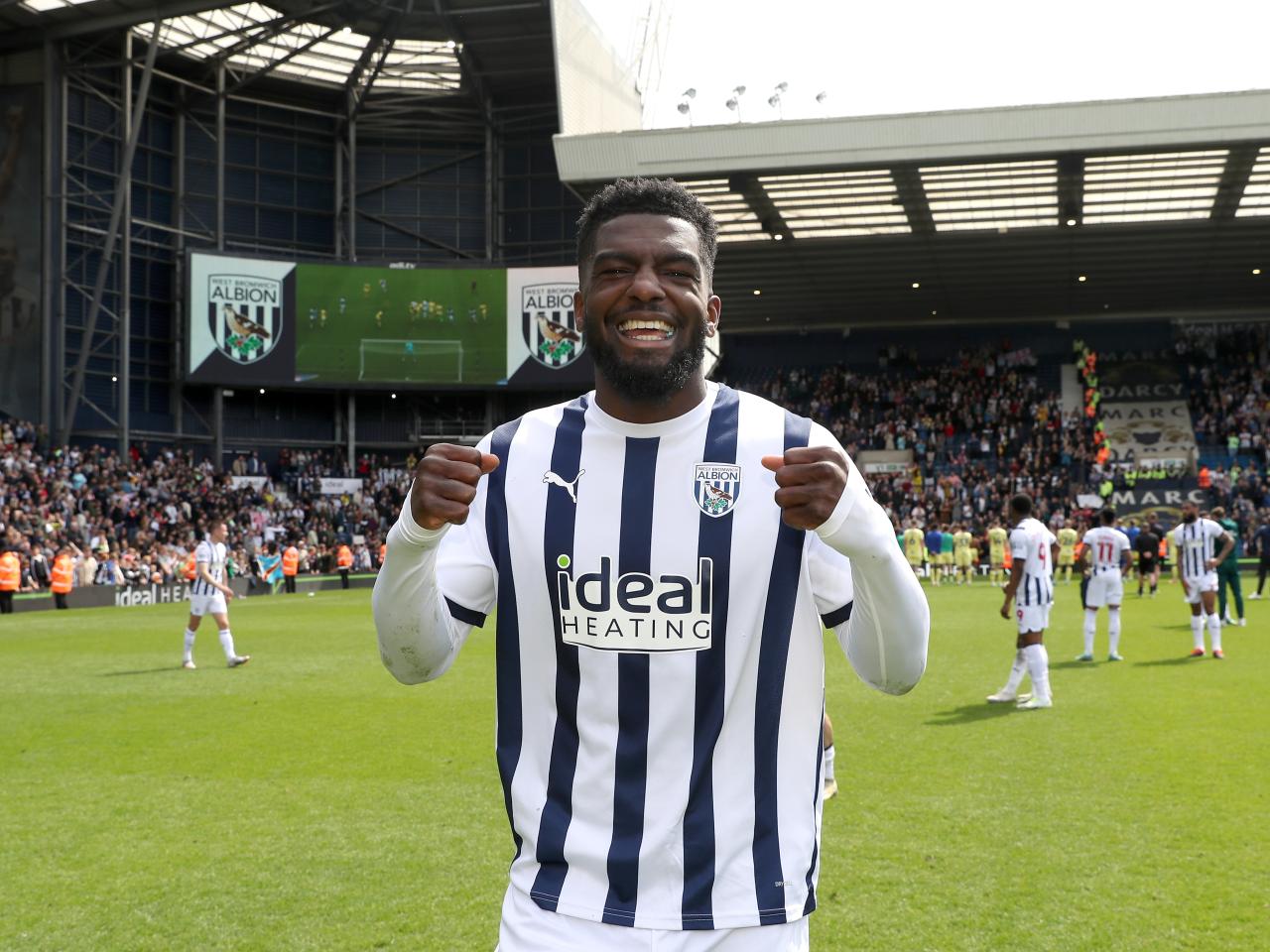 Cedric Kipre celebrates the win against Preston at full-time 