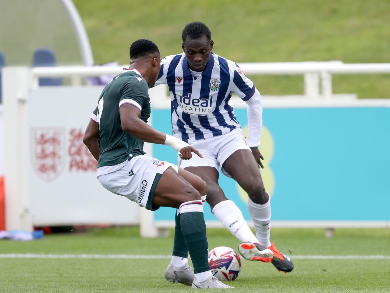 Ousmane Diakité on the ball against Bolton 