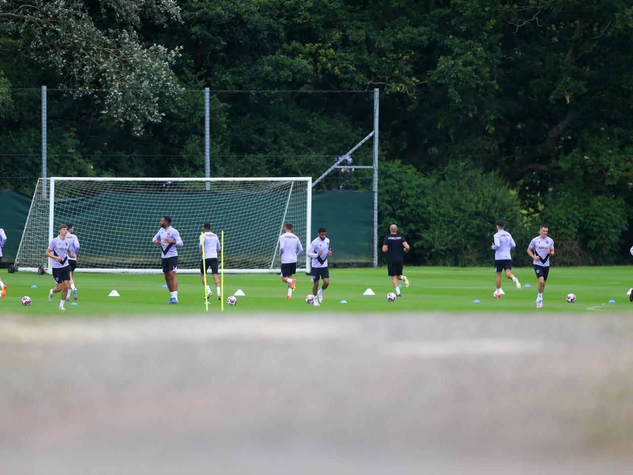 General action of a training session involving several players 