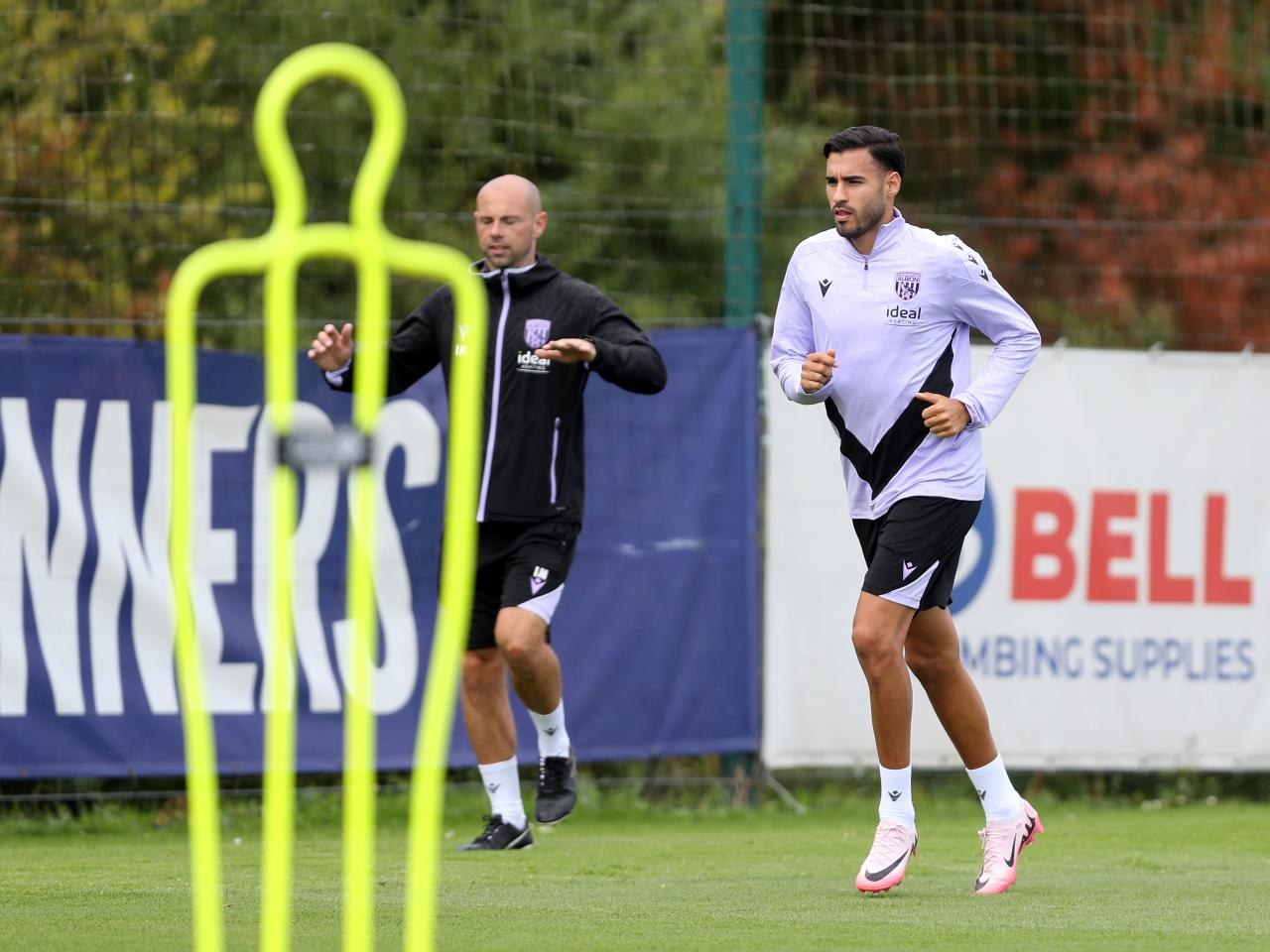 Gianluca Frabotta running in training 