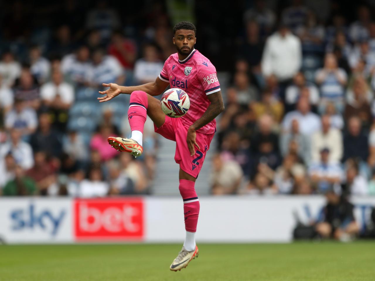 Darnell Furlong controlling the ball at QPR 