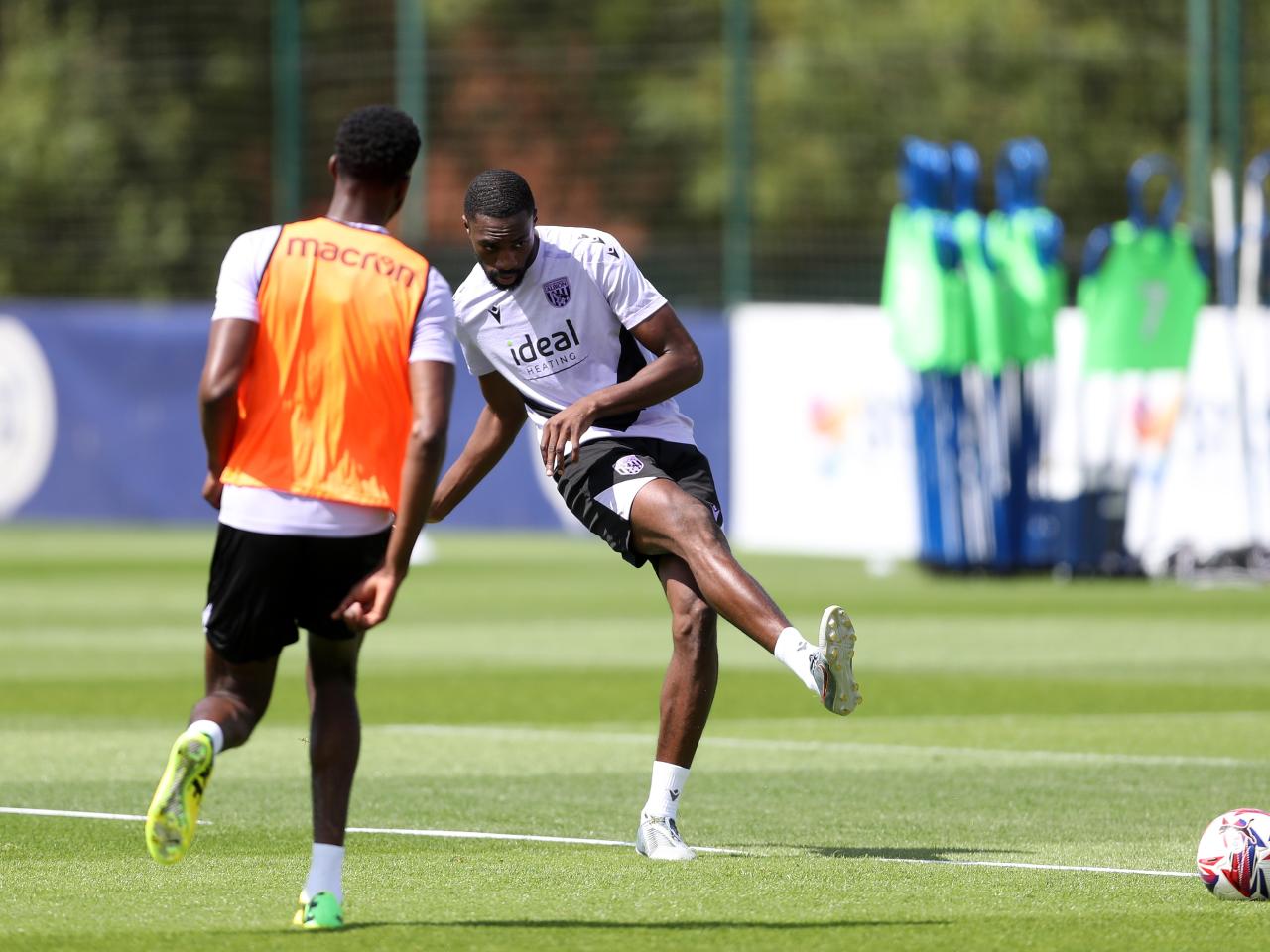 Semi Ajayi passing the ball during training 