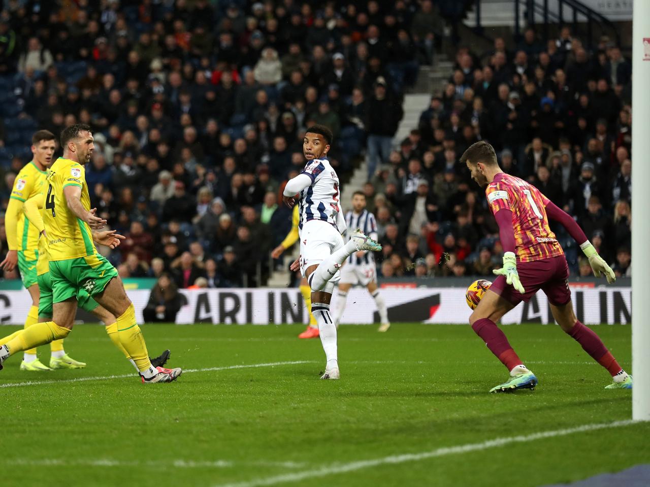 Mason Holgate scores against Norwich City 
