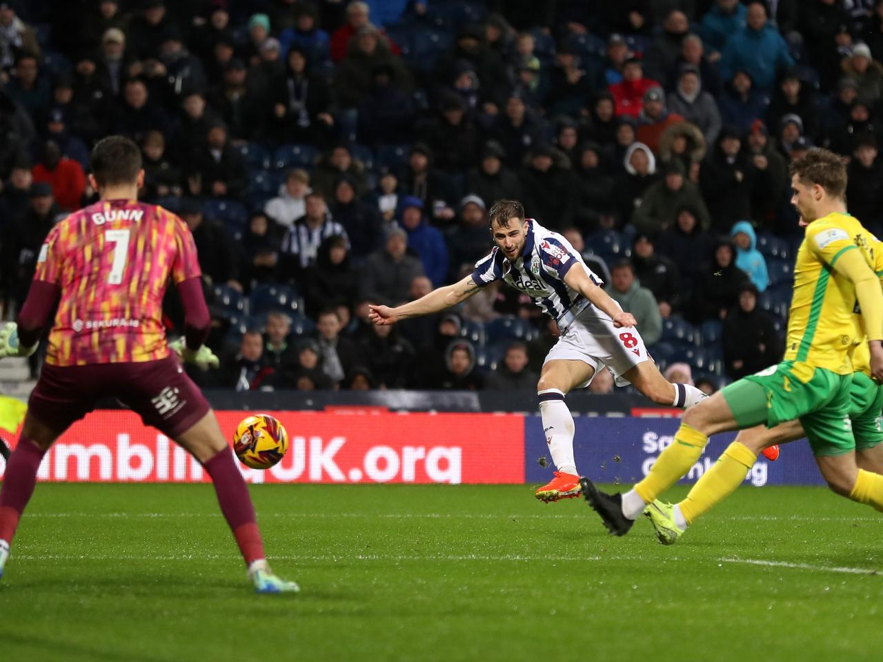 Jayson Molumby shooting against Norwich City 