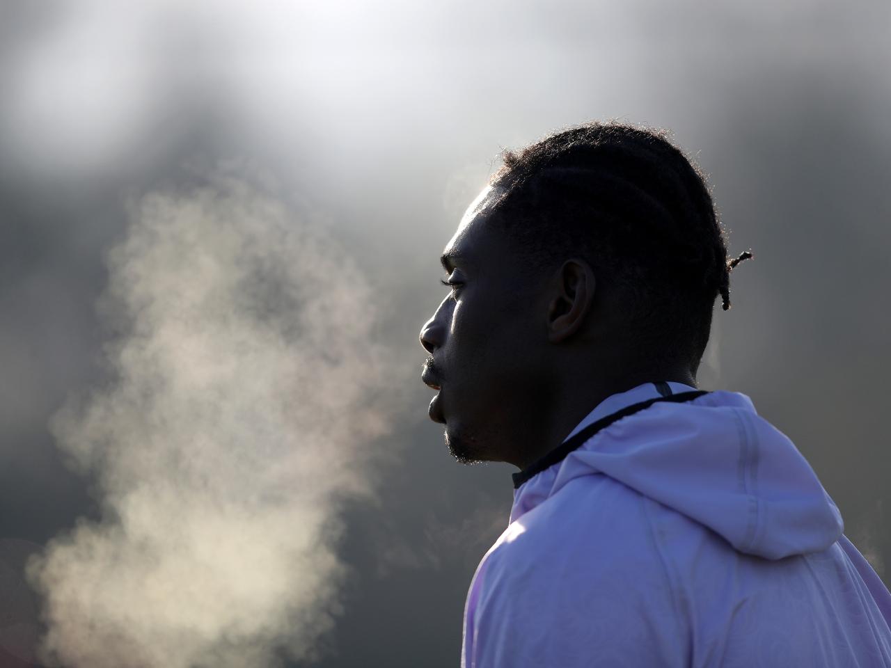 Ousmane Diakité breathing on a cold day during a training session 
